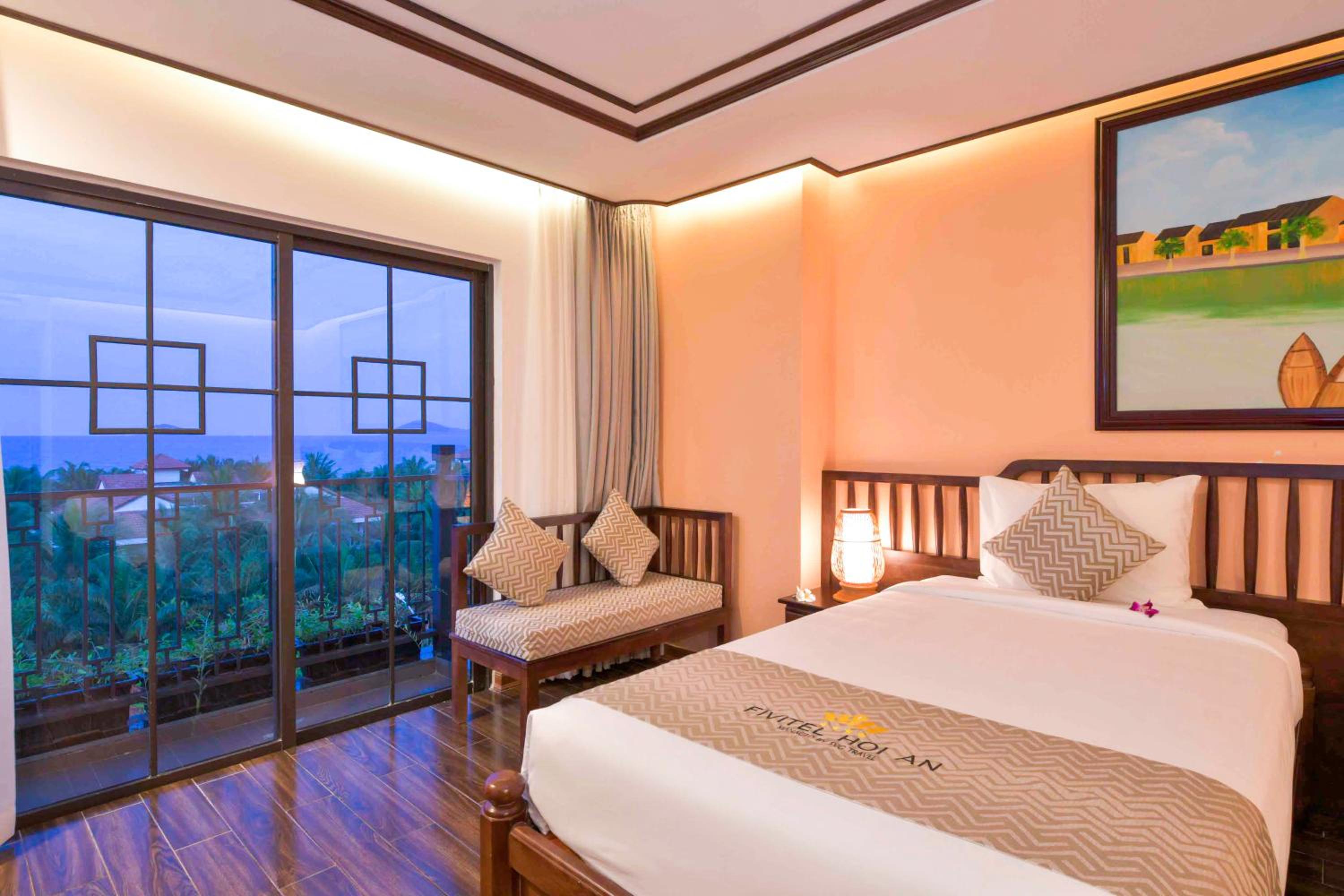 Deluxe Family Room with Partial Ocean View - Photo 3