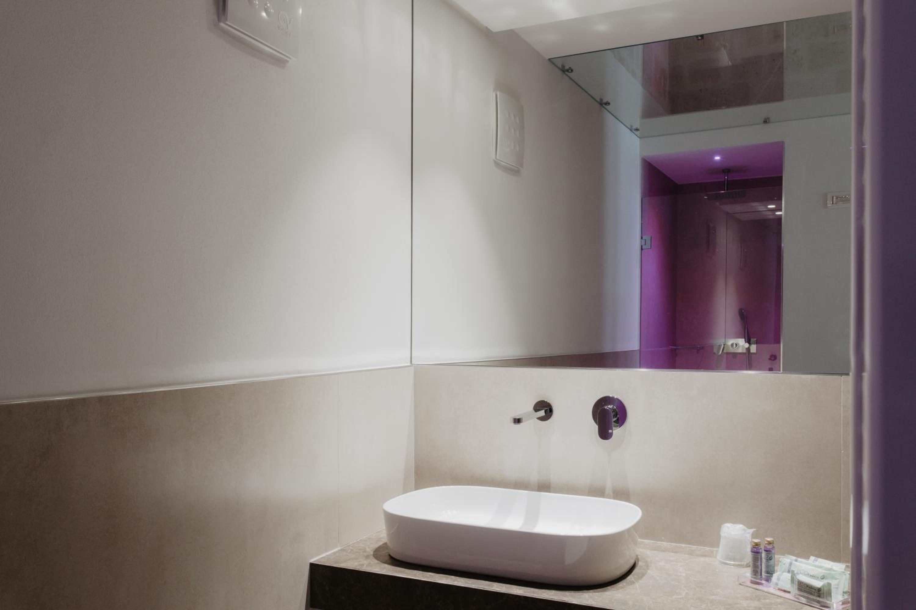 Deluxe Double Room - Photo 2