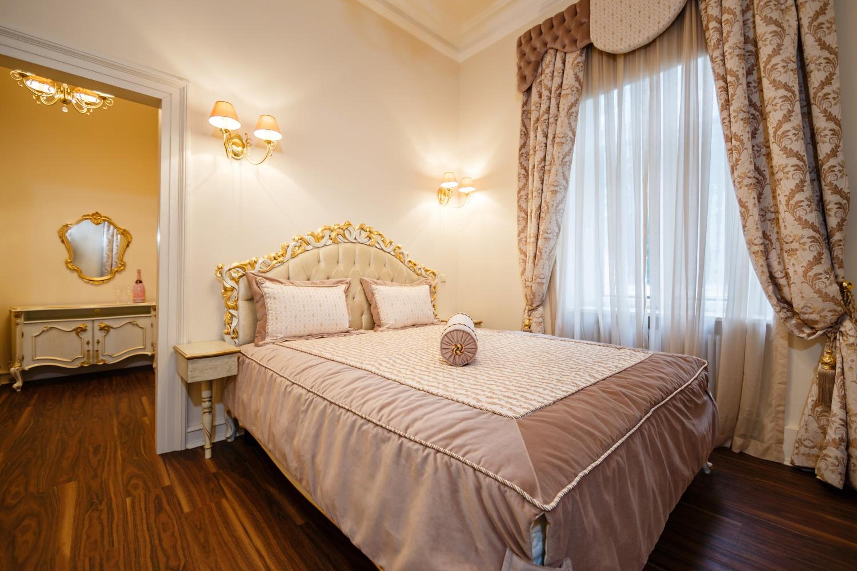 Apartment - Ground Floor photo 2