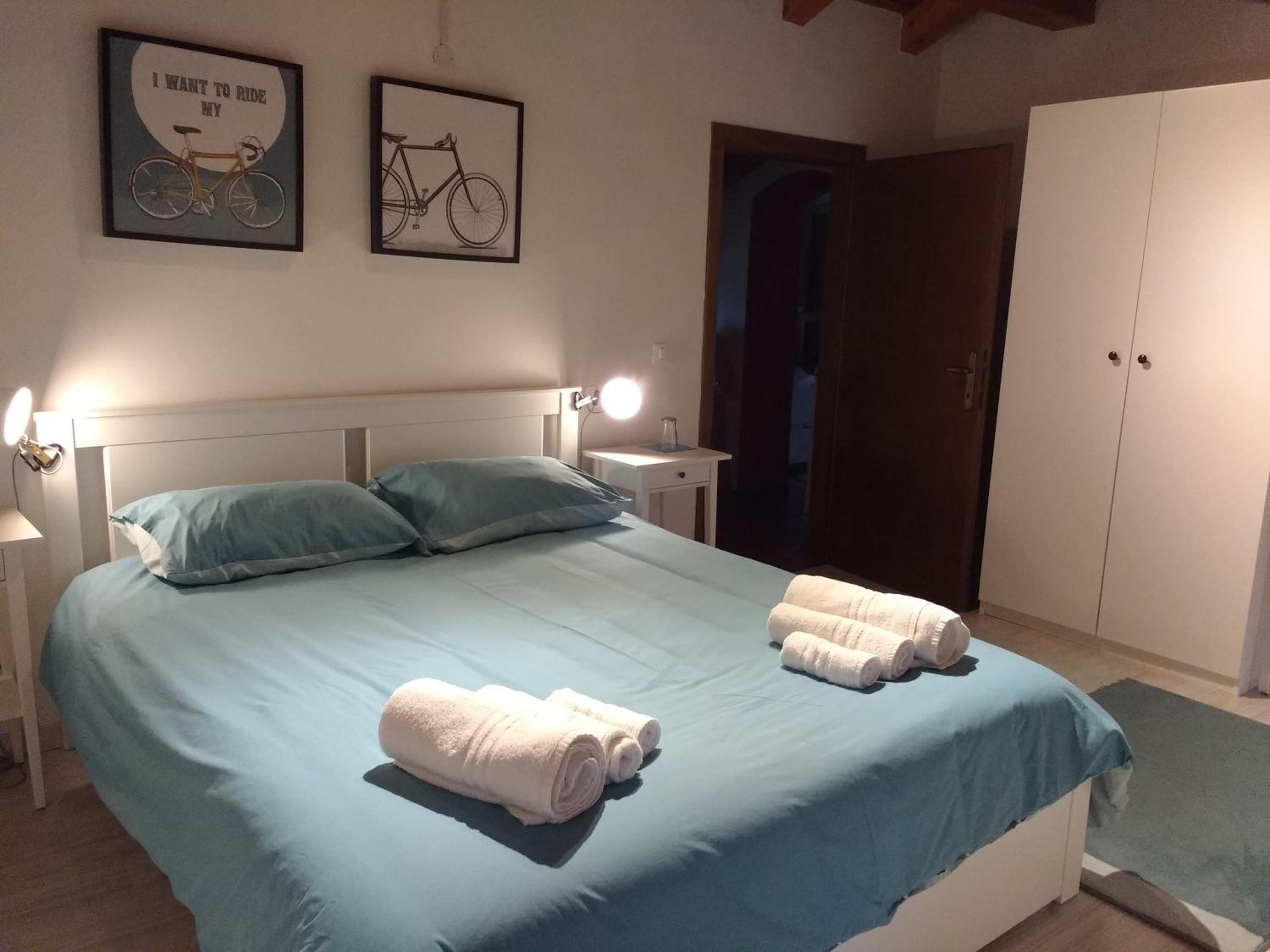 Double Room - Photo 3