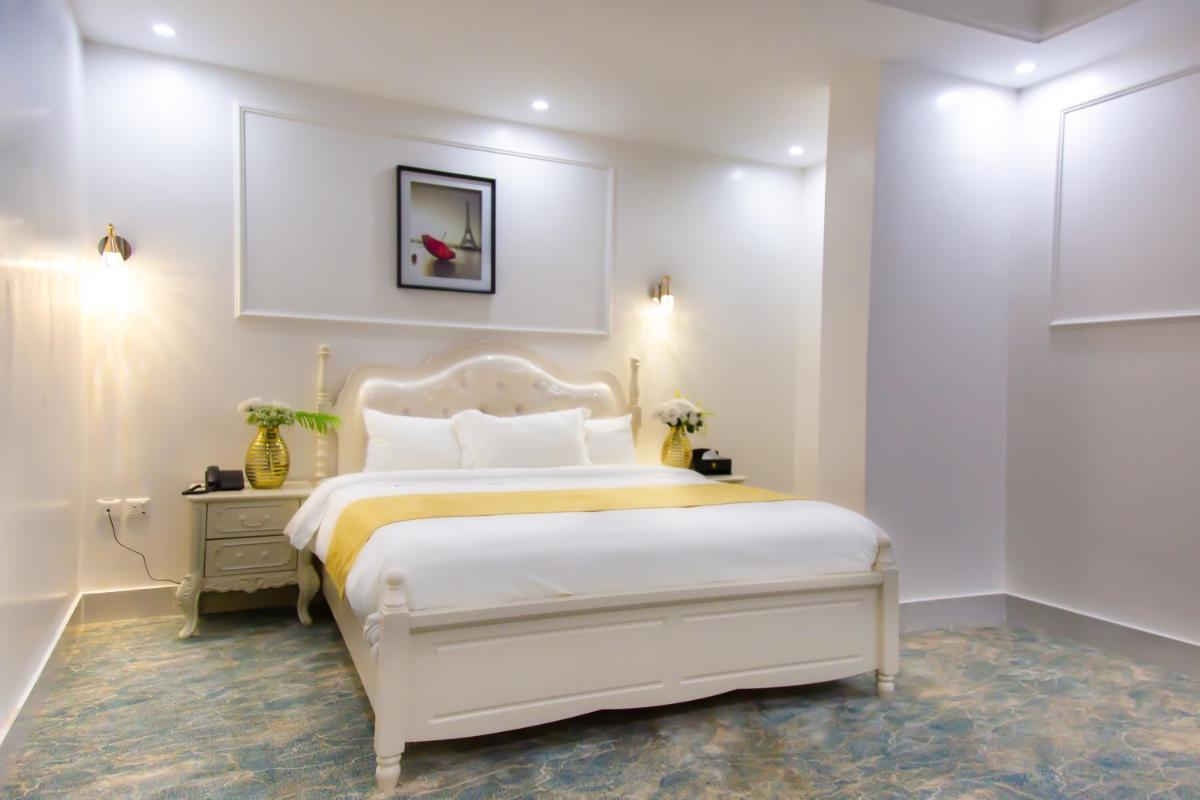 Budget Double Room photo 3