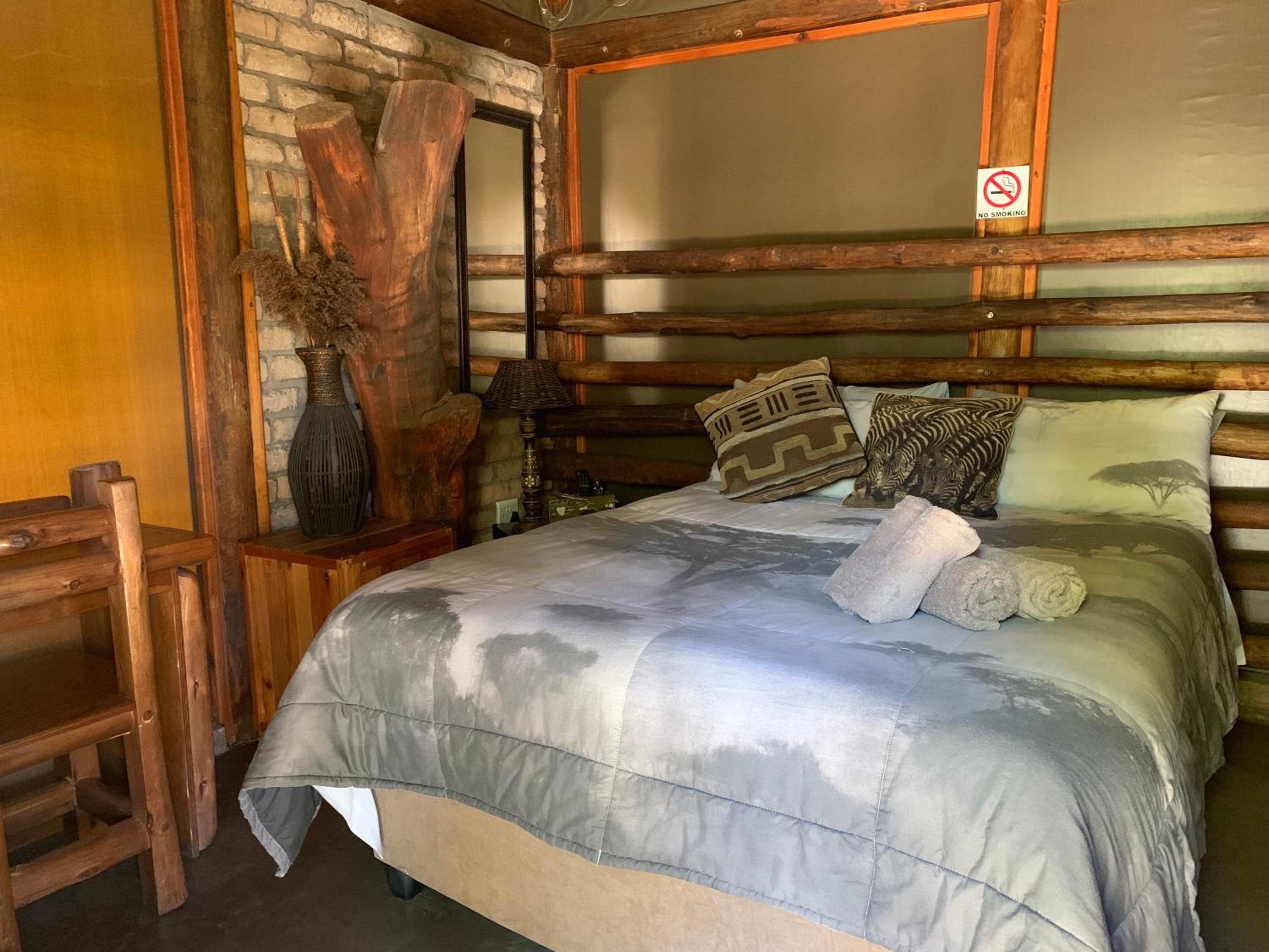 Double Room - Photo 15