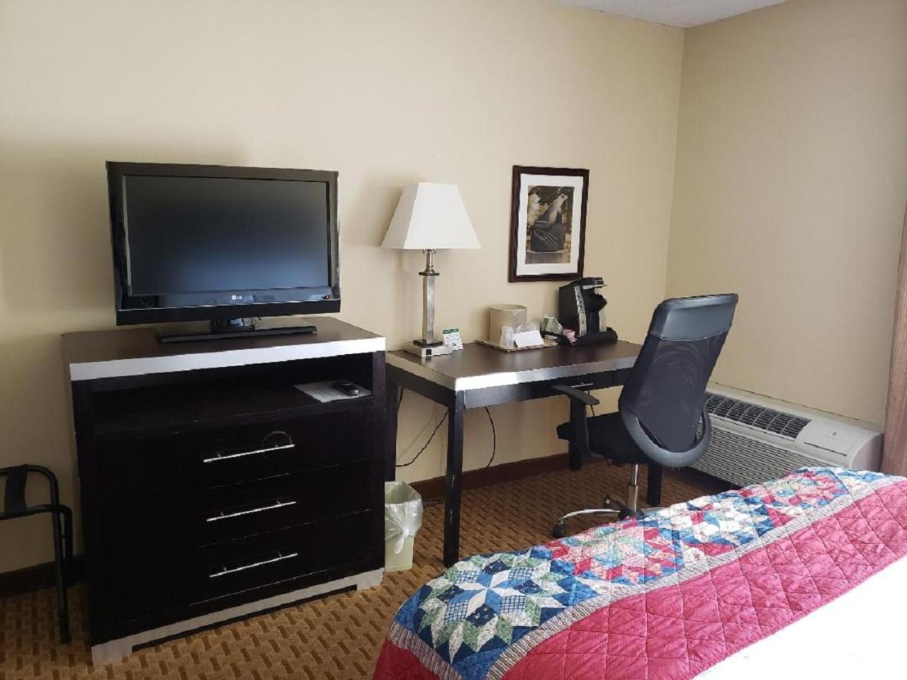 Mountainview Superior Room with Two Queen Beds - Photo 2