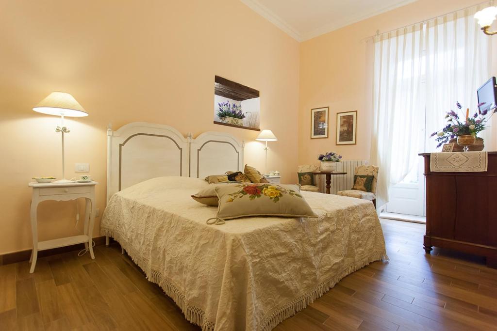 Double or Twin Room with Balcony photo 1