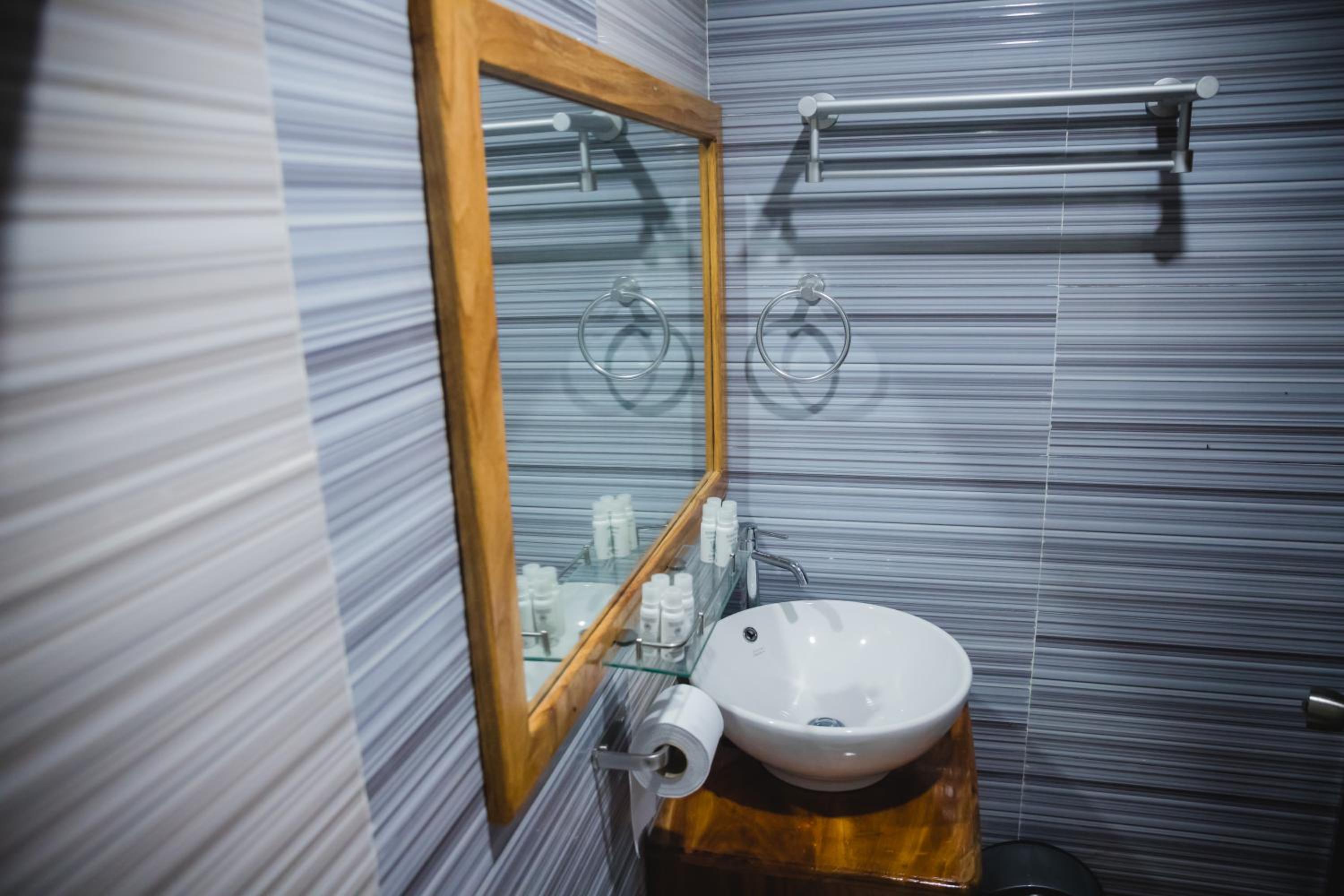 Superior Double or Twin Room - Photo 11
