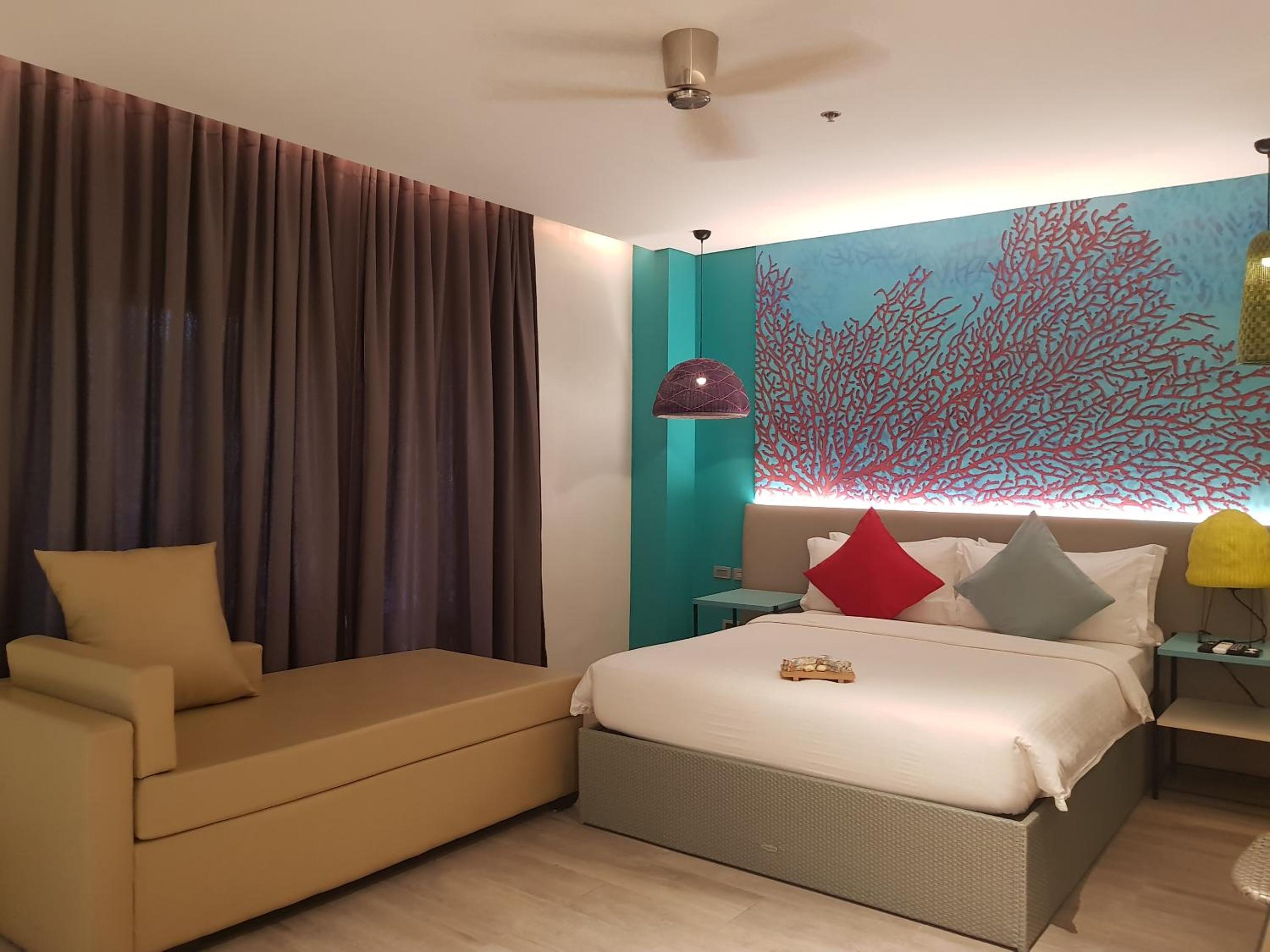 Deluxe Queen Room photo 2