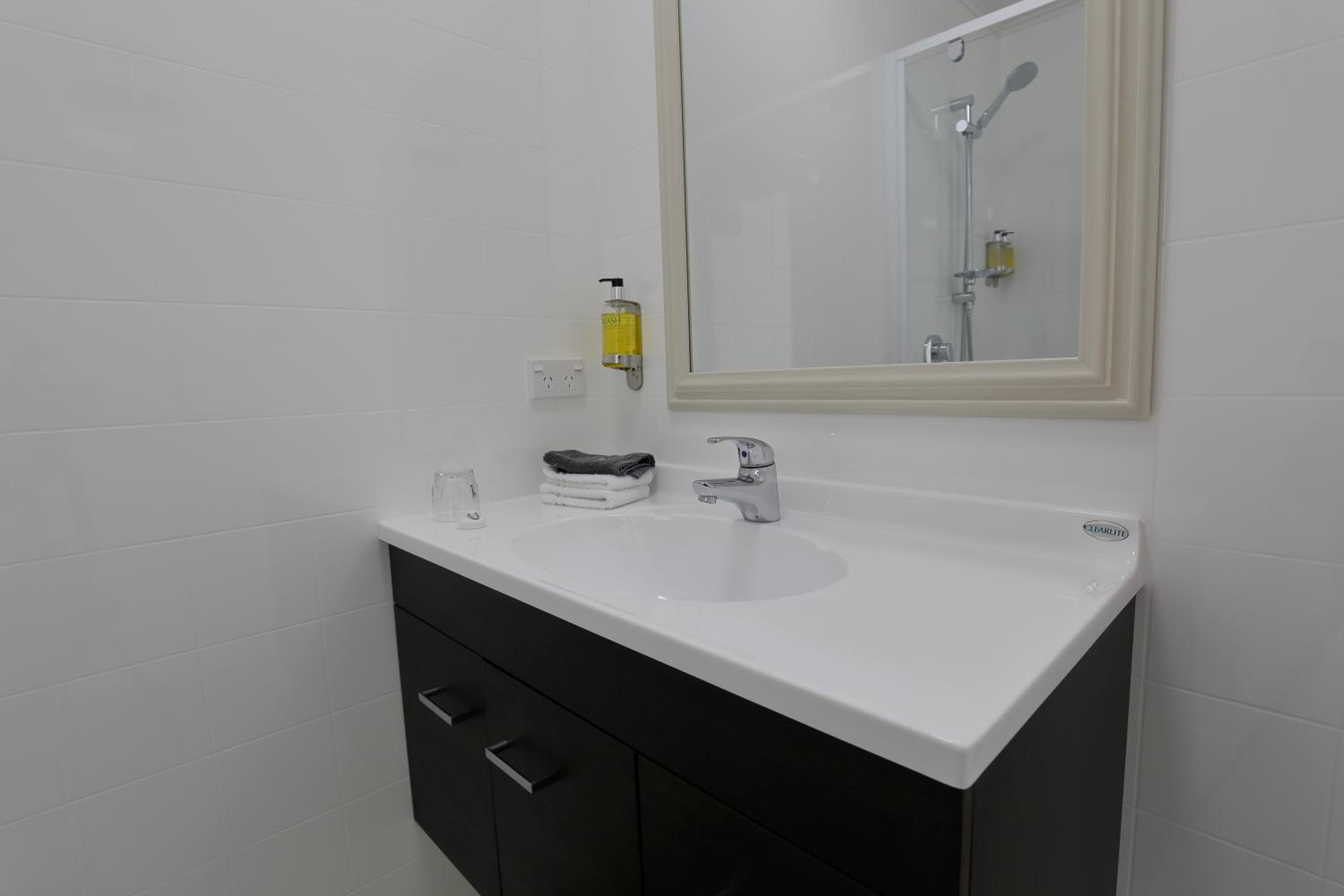 Twin or Single Room photo 3