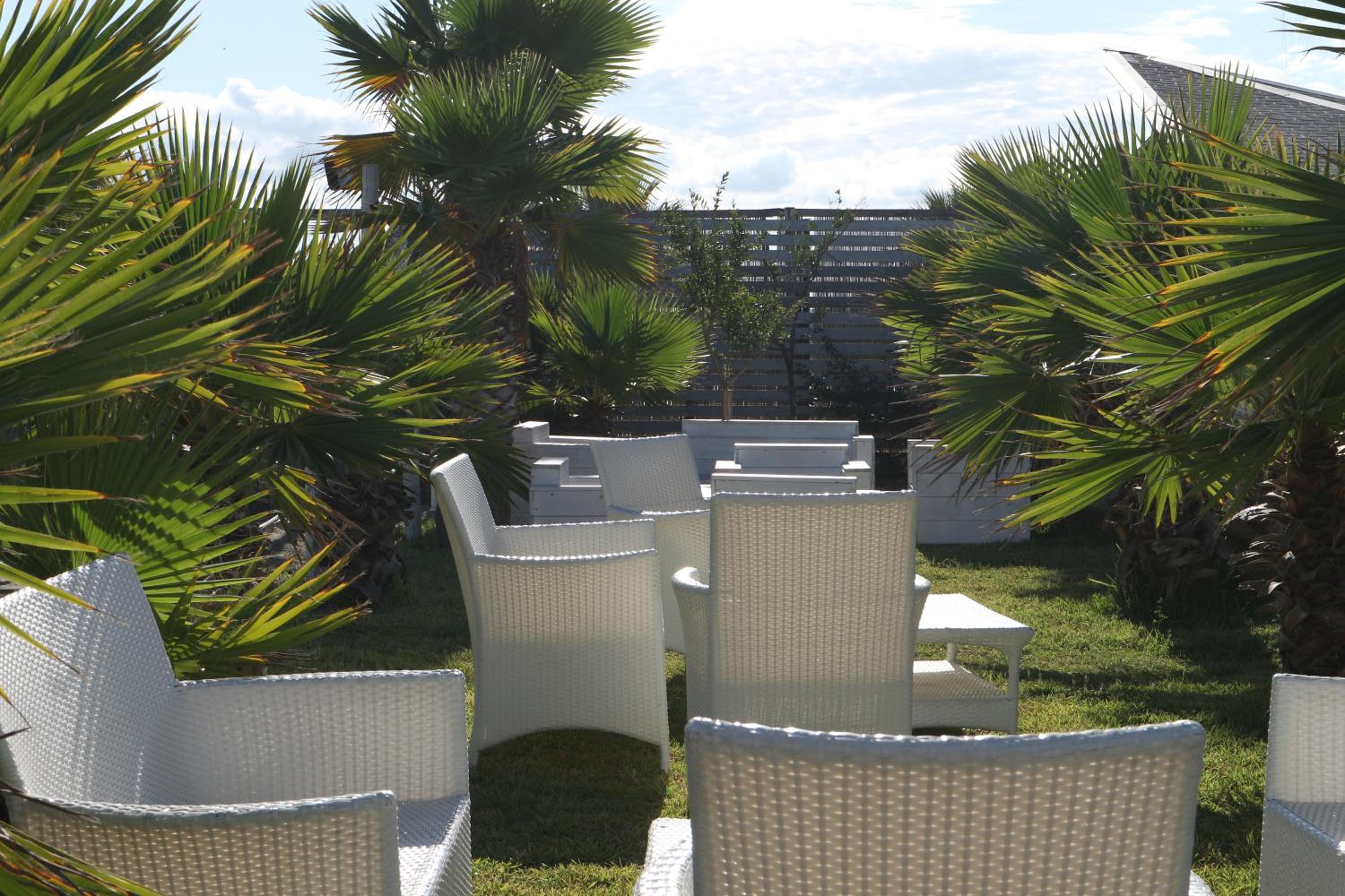 Double Room with Sea View - Photo 28