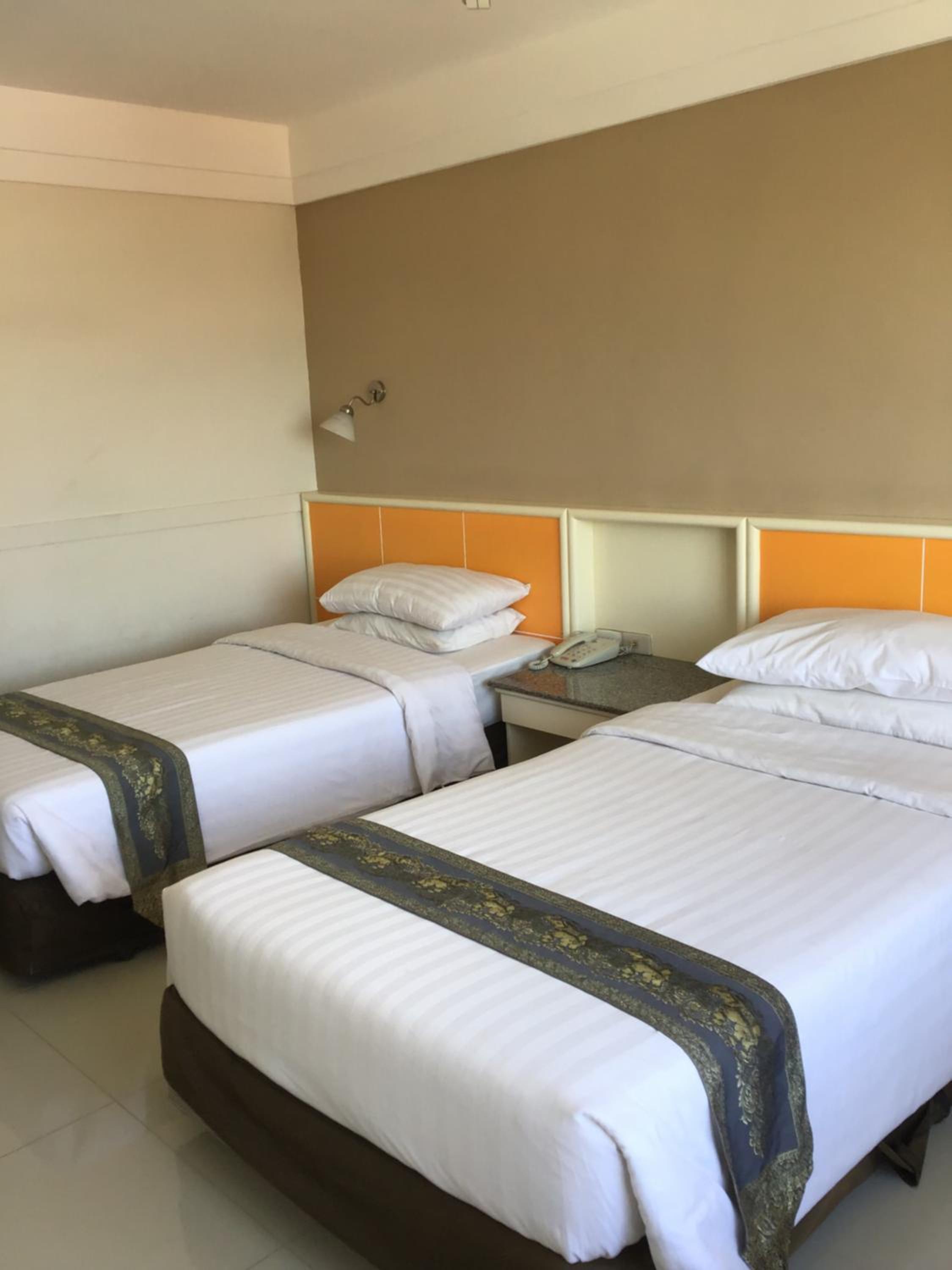 Standard Double or Twin Room - Photo 1