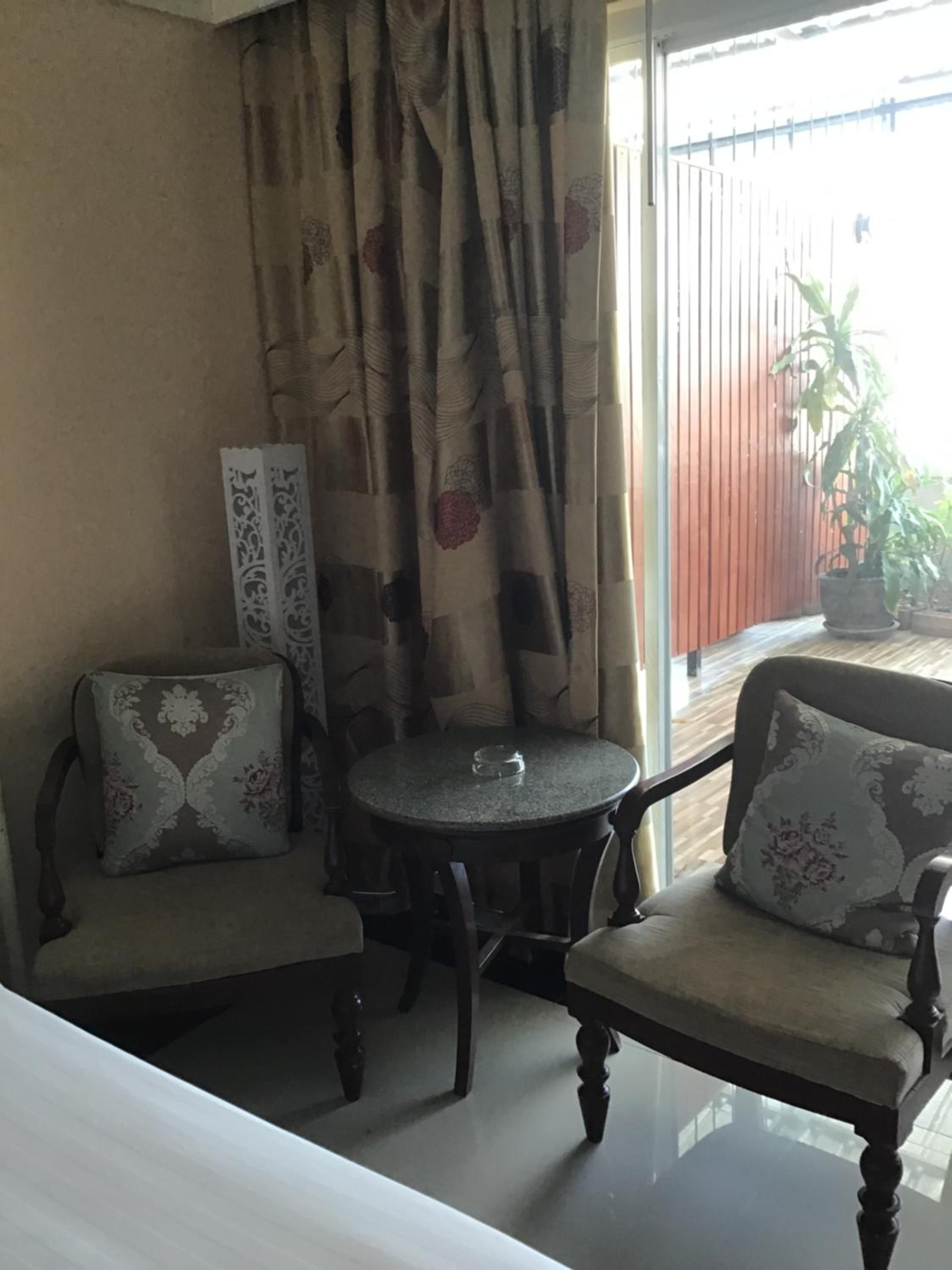 Large Double or Twin Room - Photo 12