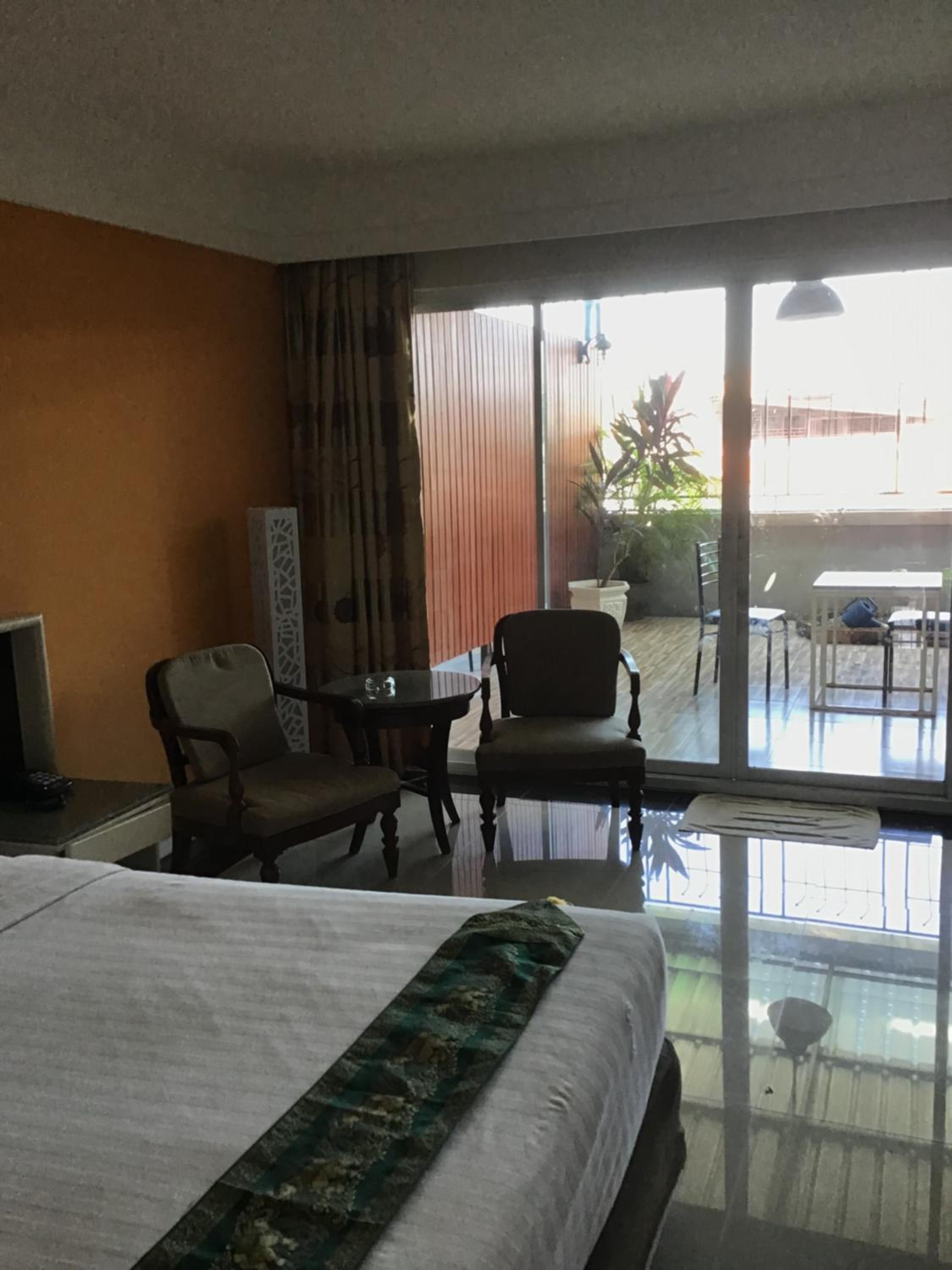 Large Double or Twin Room - Photo 5