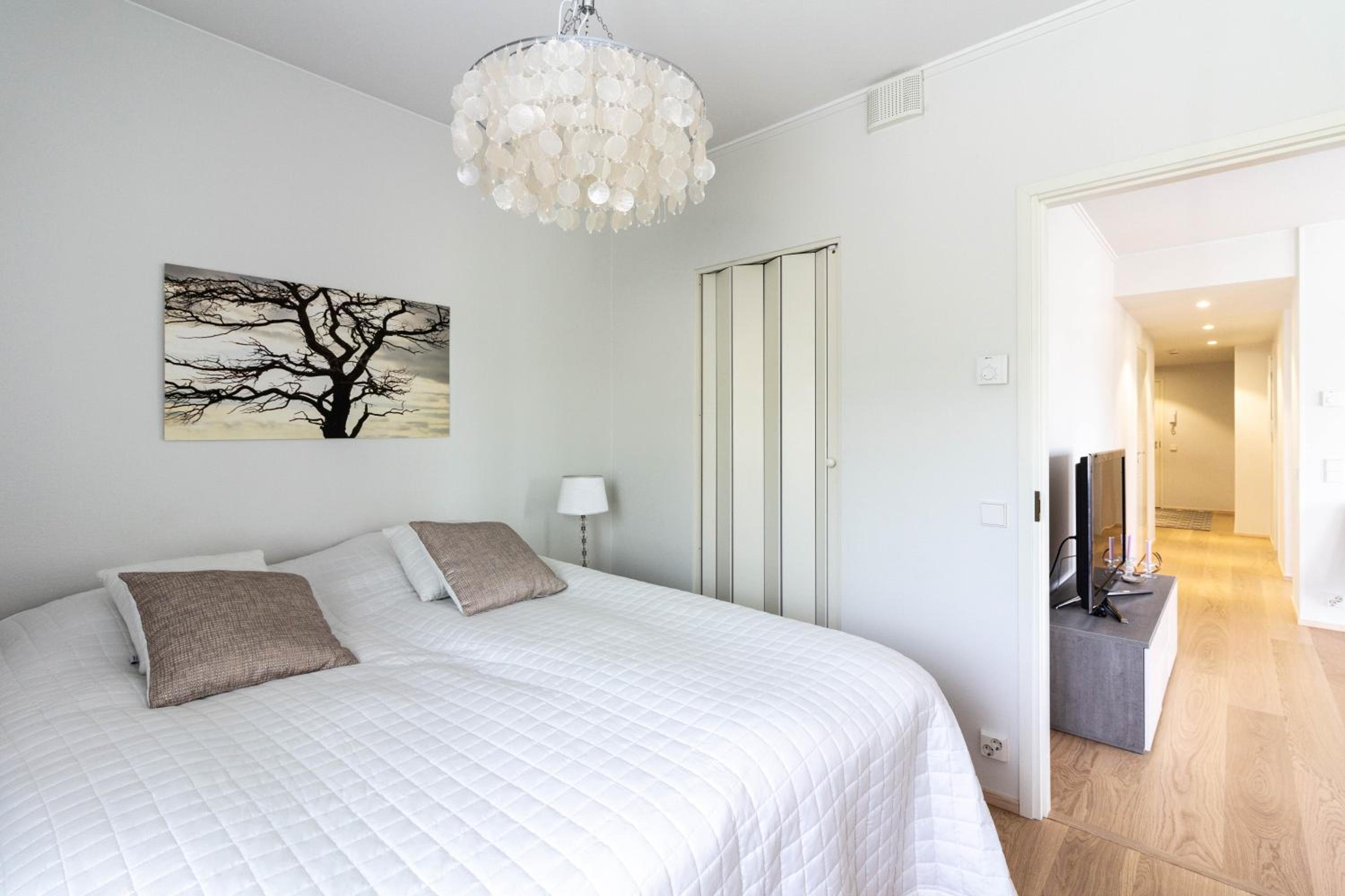 Apartment - Photo 1