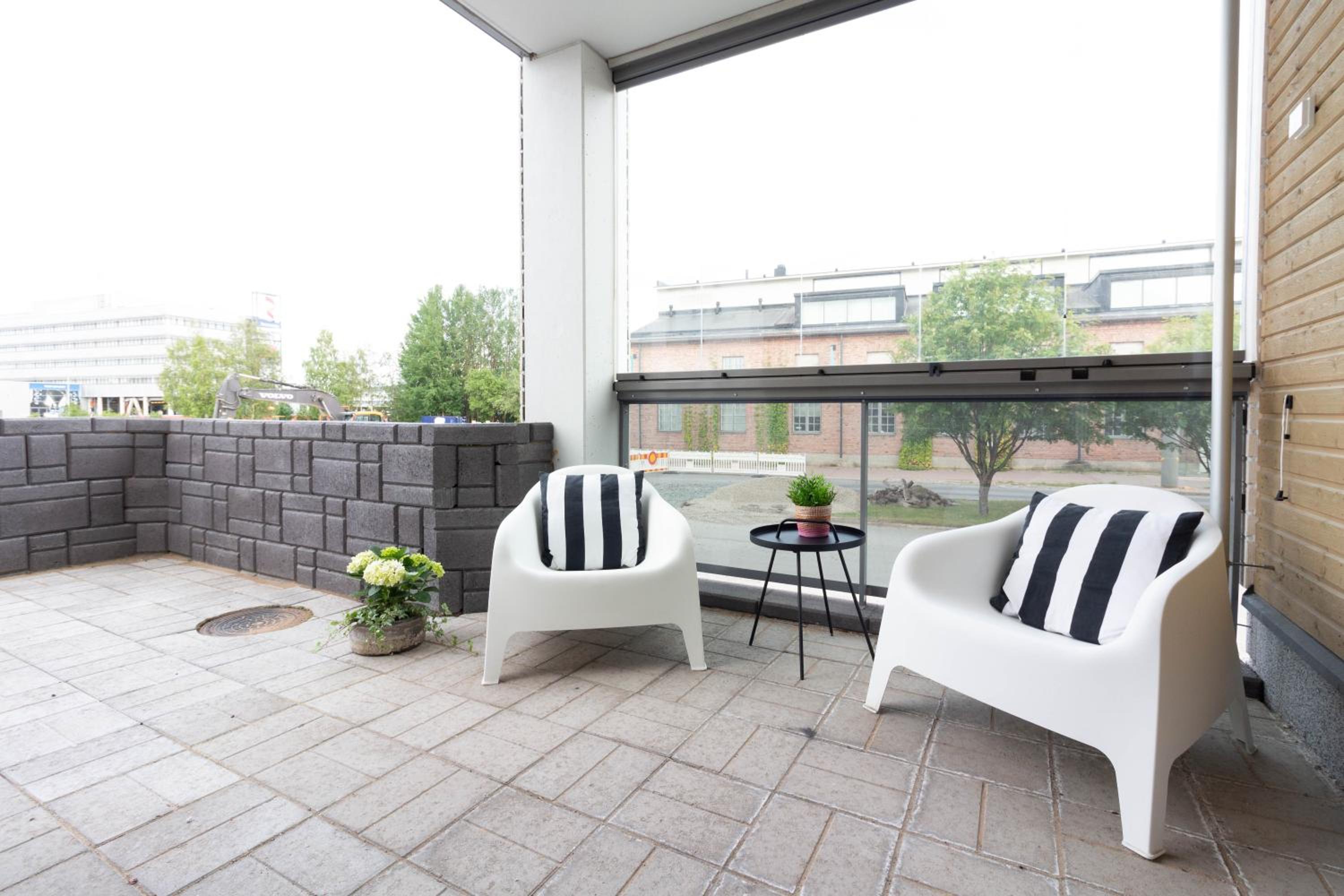 Apartment - Photo 8