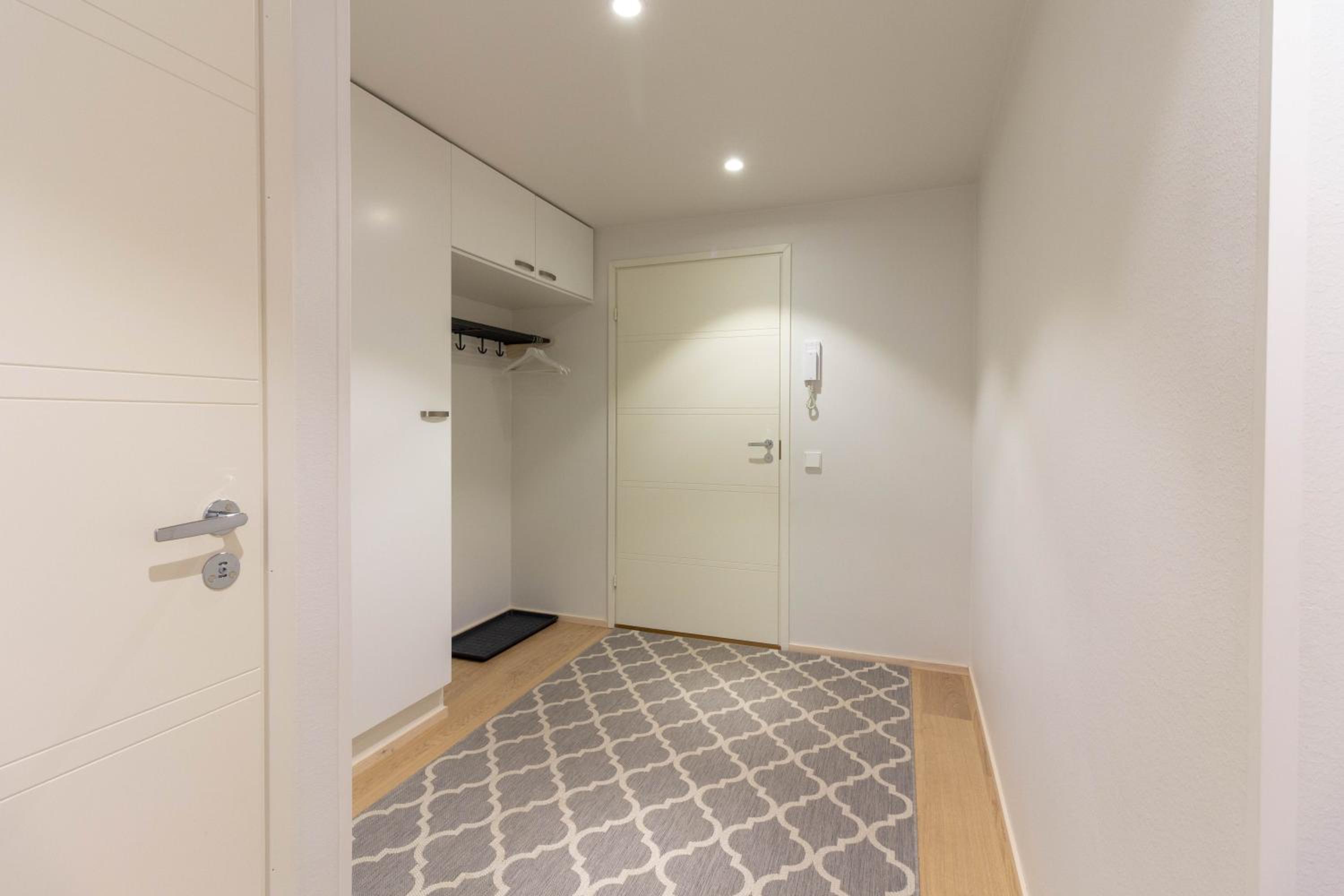 Apartment - Photo 9