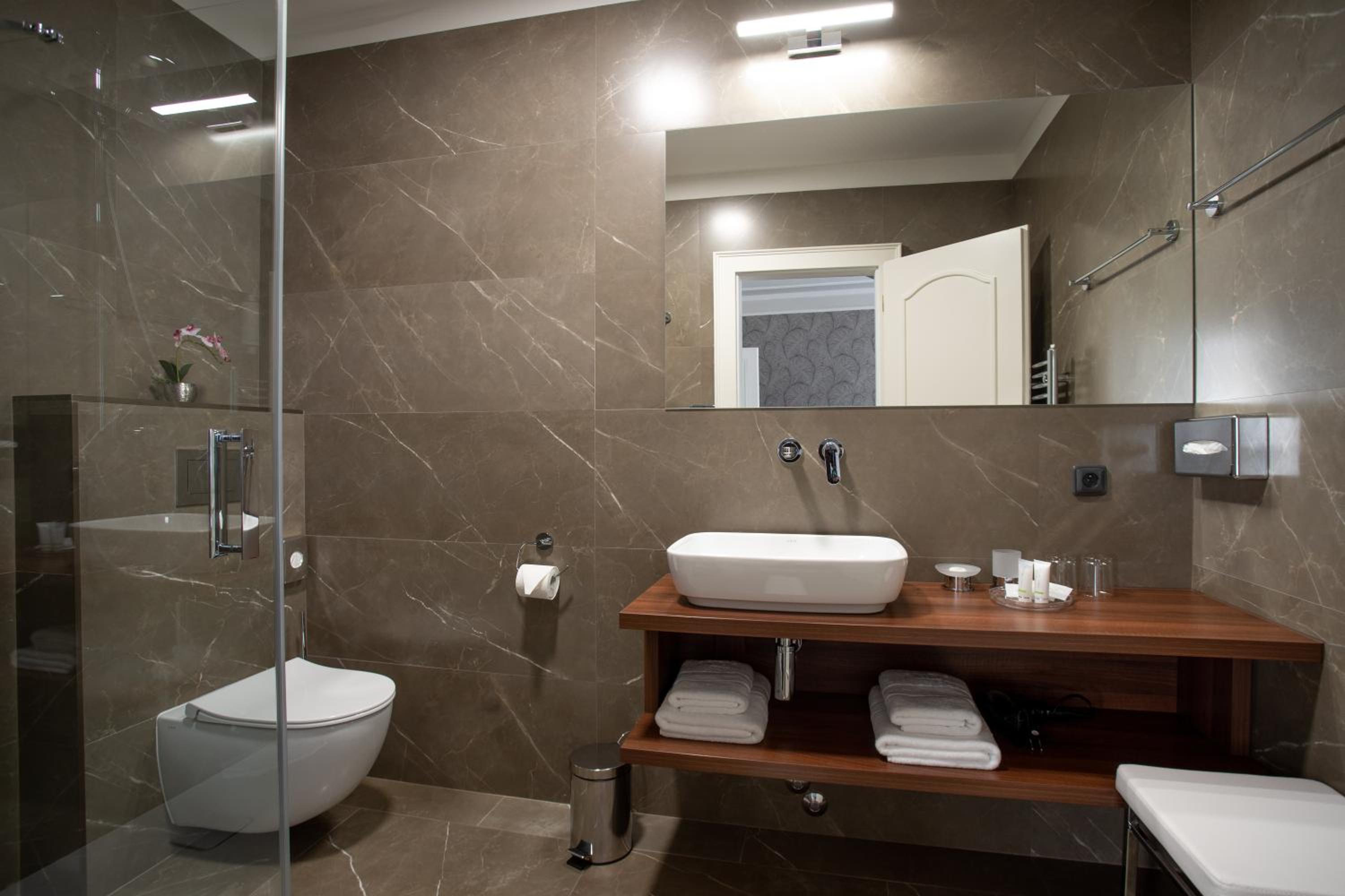 Deluxe Double Room - Photo 3