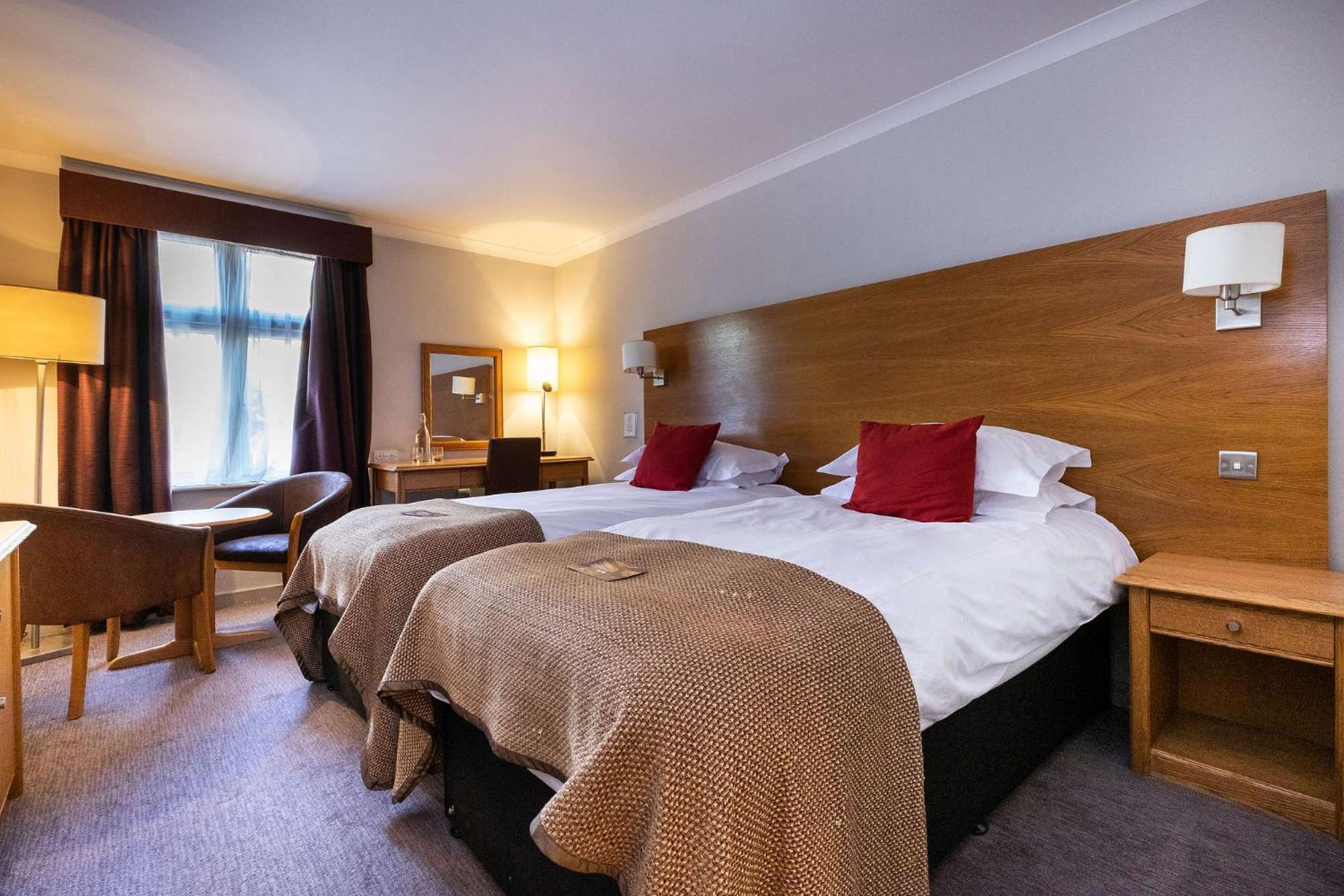 Classic Twin Room - Photo 4