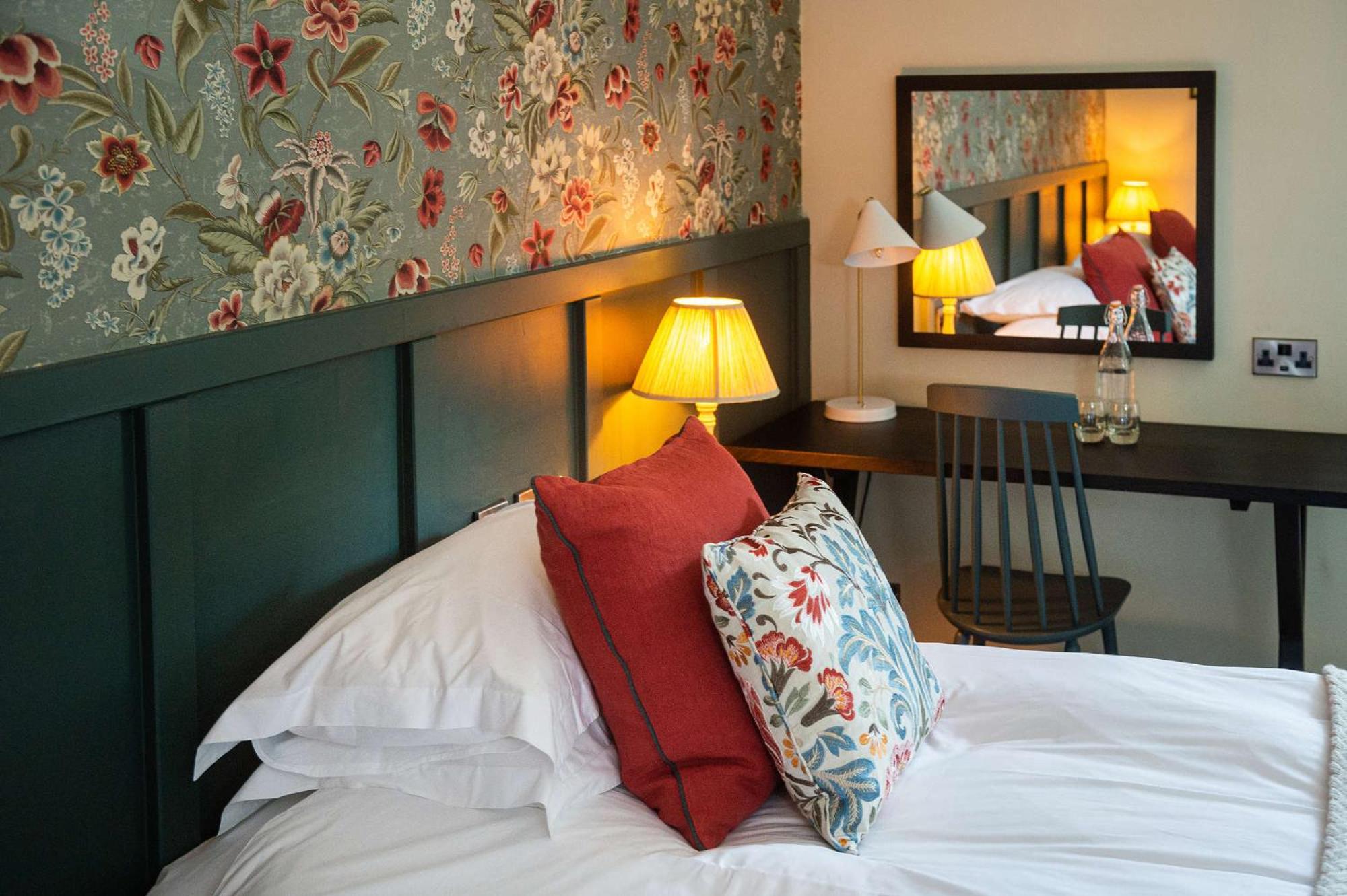 Superior Twin Room - Photo 3