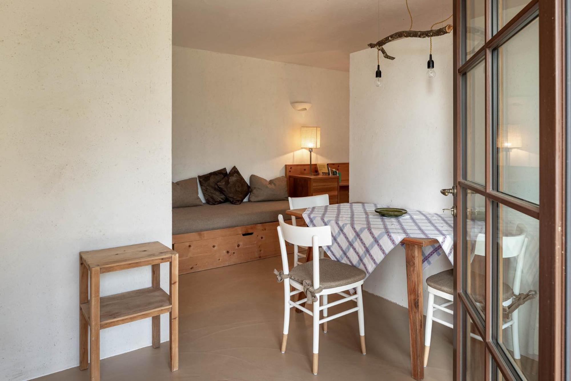 Apartment with Mountain View photo 1
