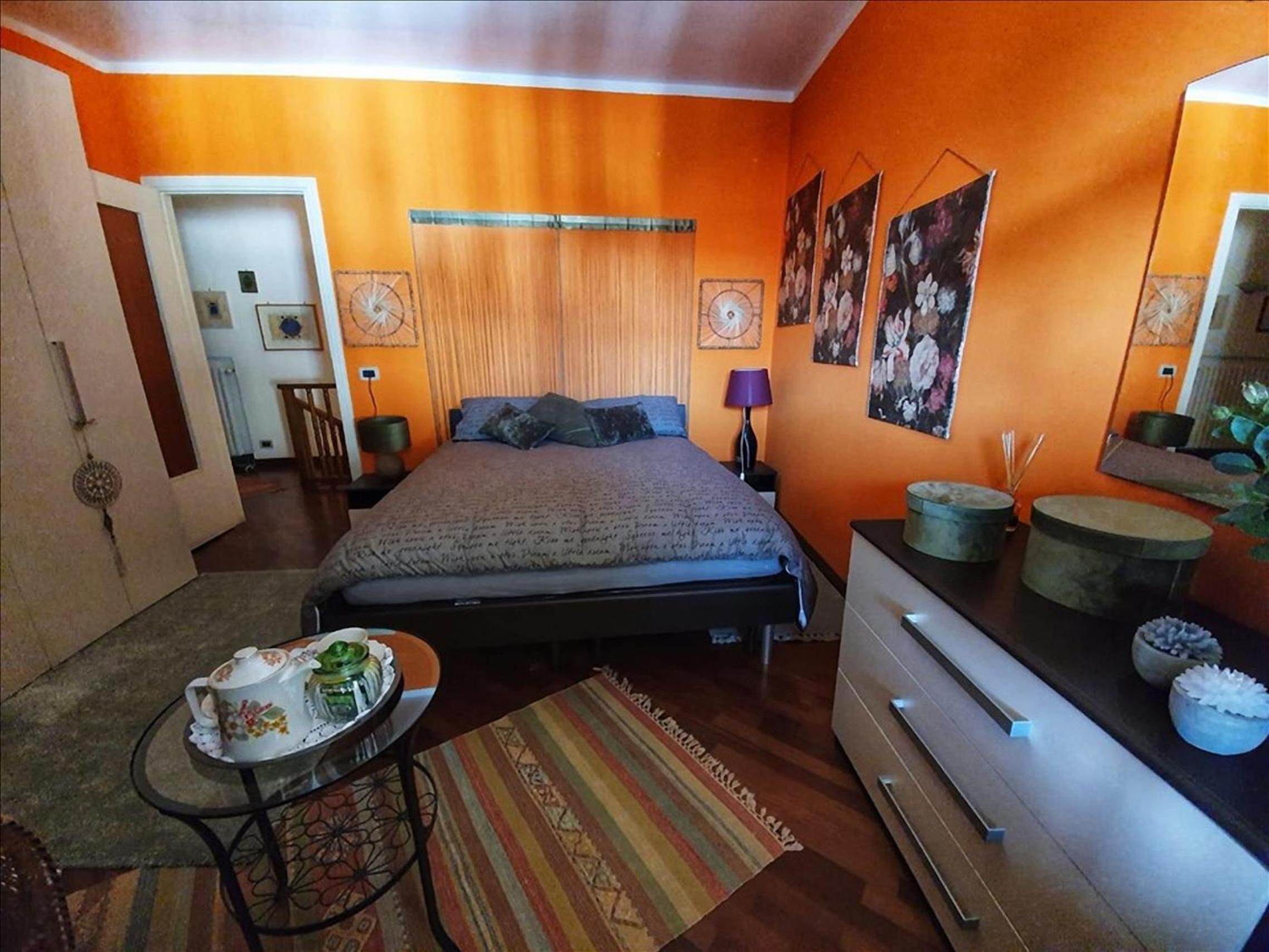 Double Room with Spa Bath - Photo 11