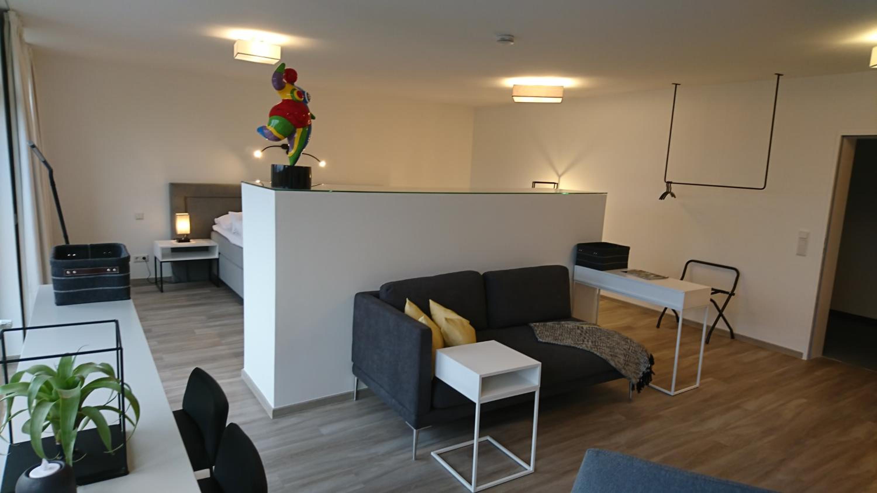 Junior Suite with Balcony - Photo 1