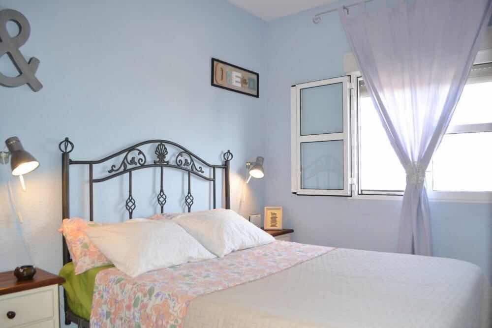 Two-Bedroom House - Photo 32
