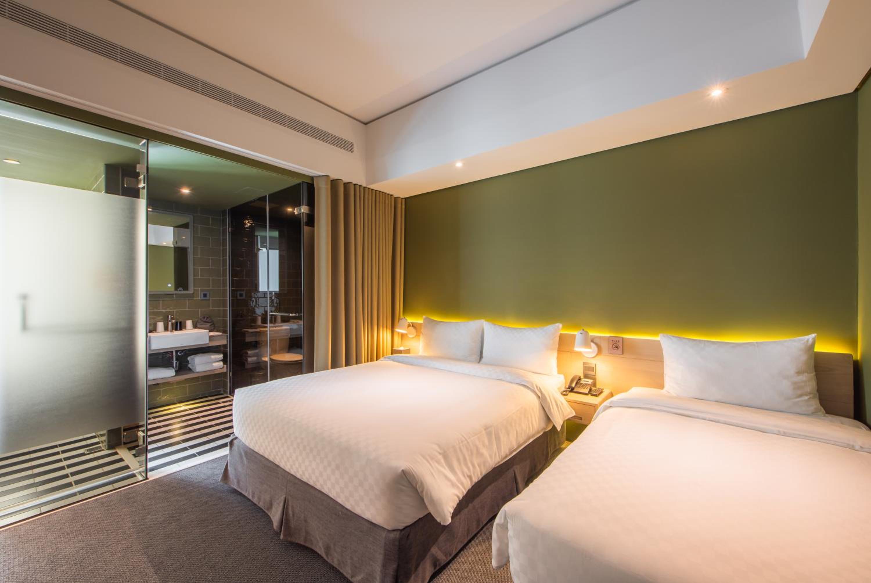 Triple Room with Bathroom - Photo 1