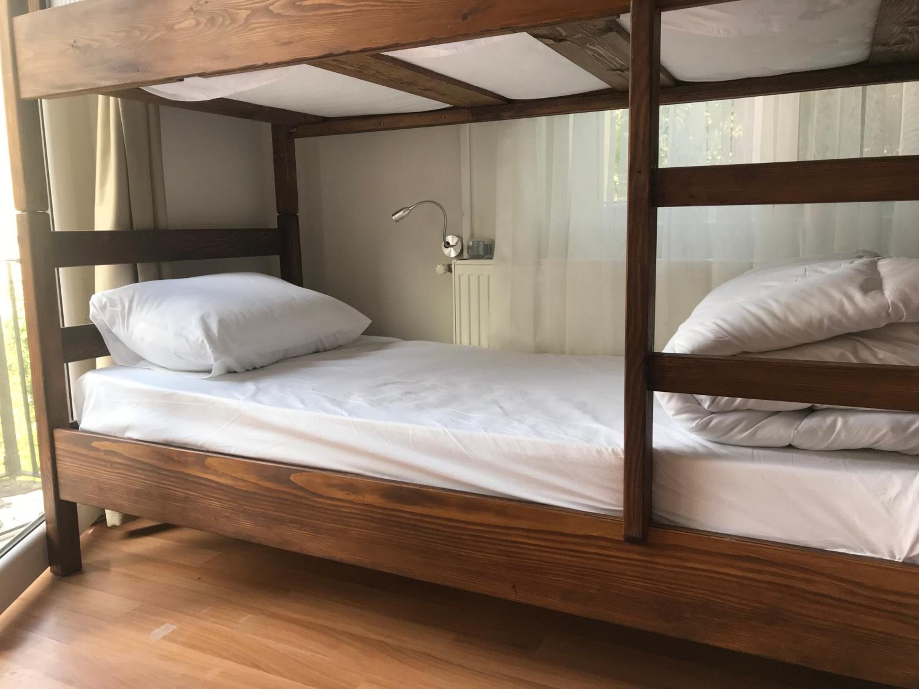 Bed in 6-Bed Female Dormitory Room photo 2