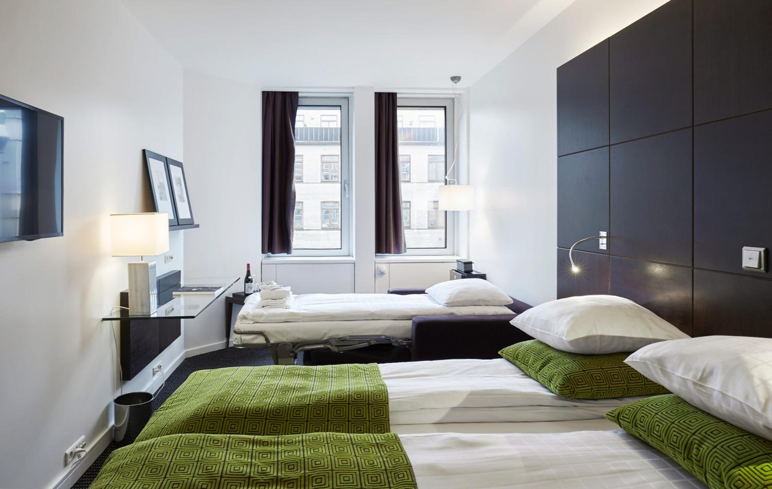Triple Room - Photo 9
