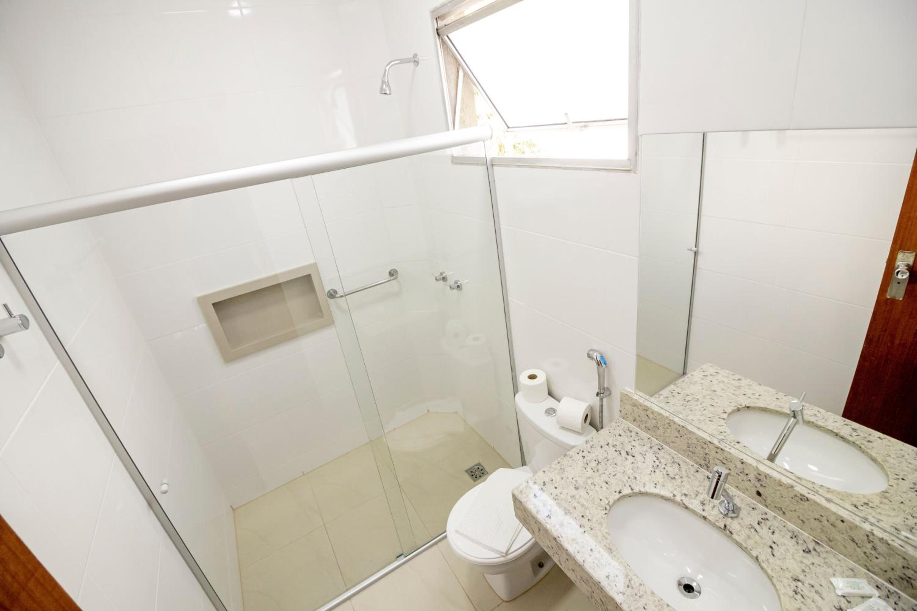 Double or Twin Room photo 2