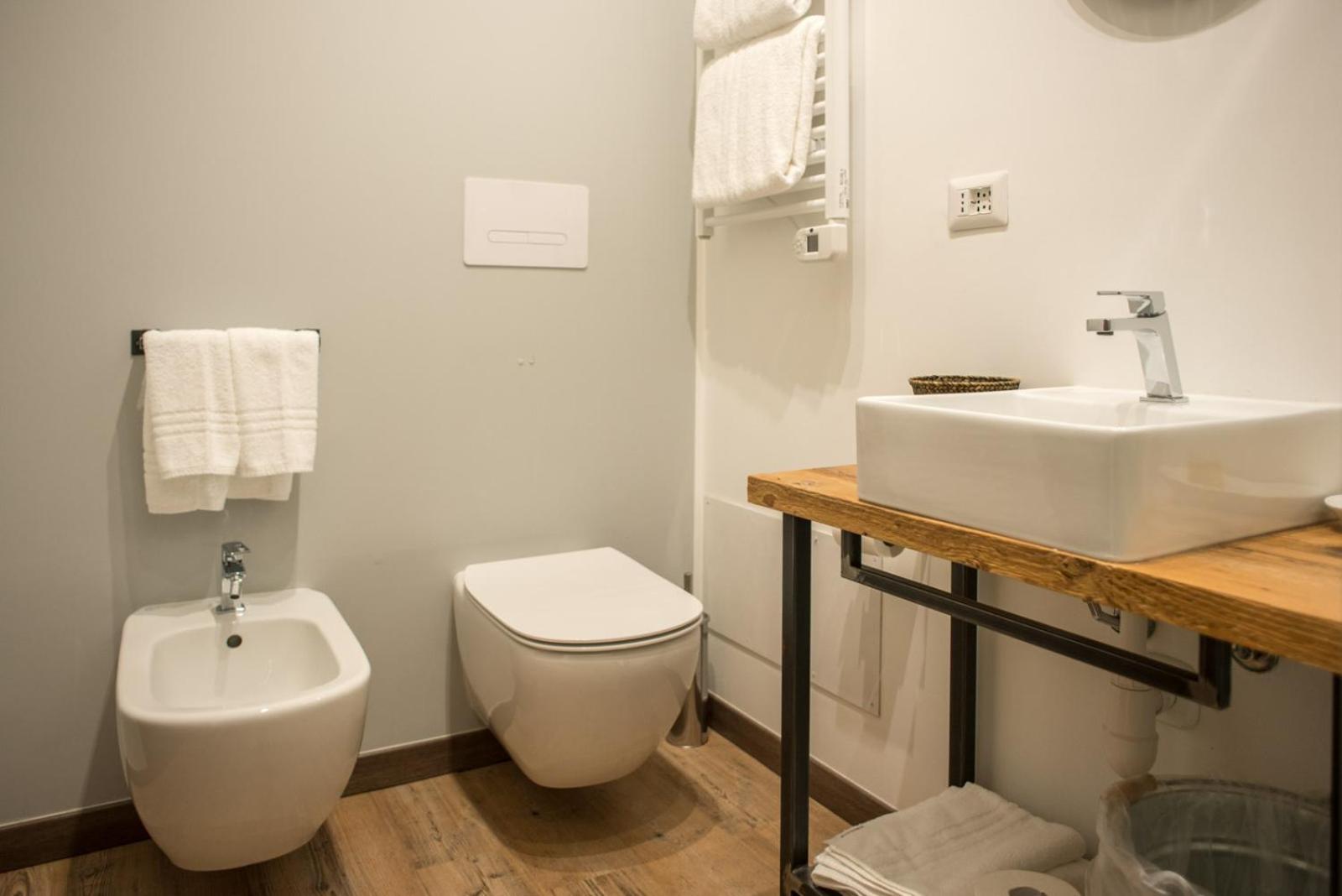 Superior Quadruple Room - Photo 10