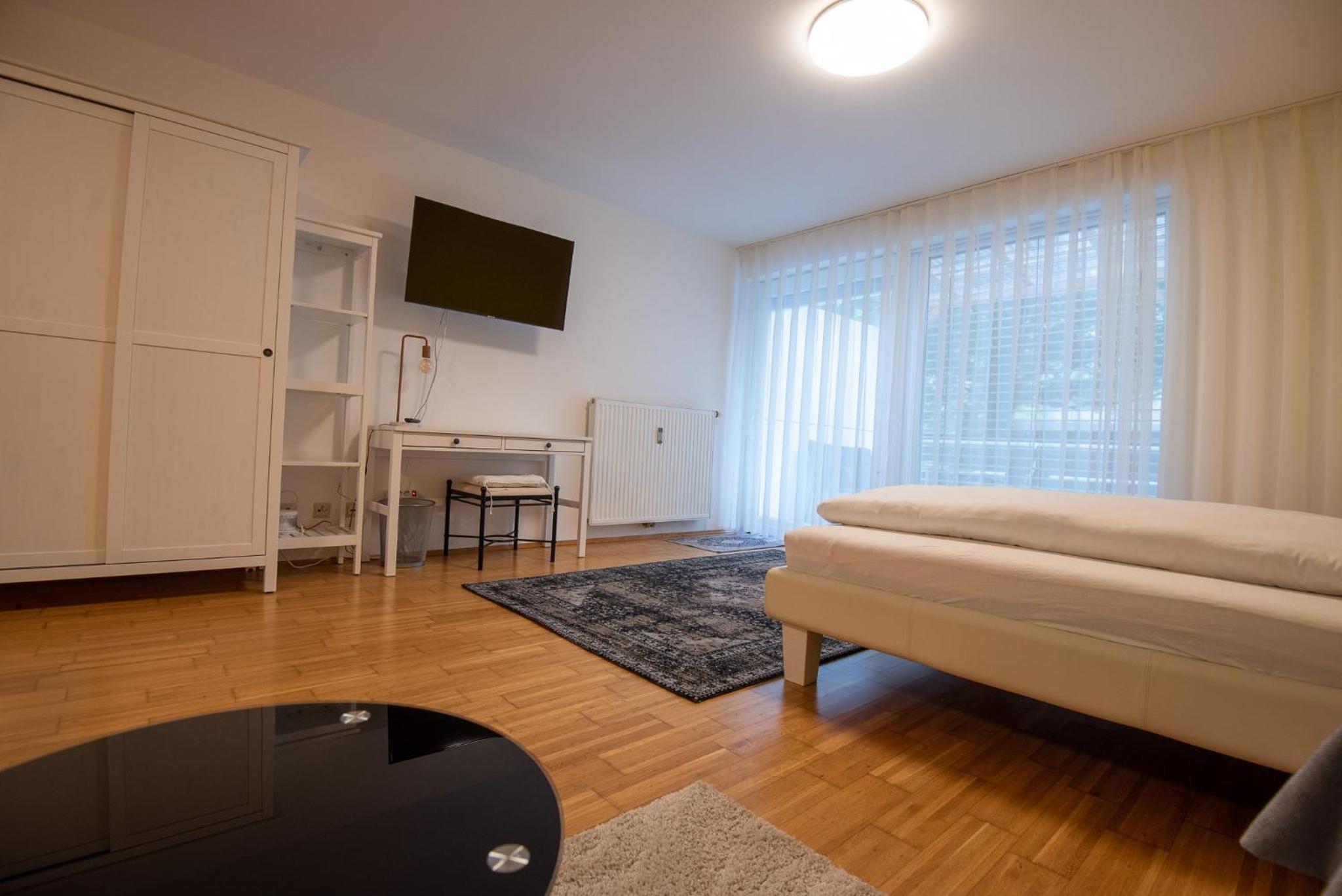 Apartment with Garden View photo 3