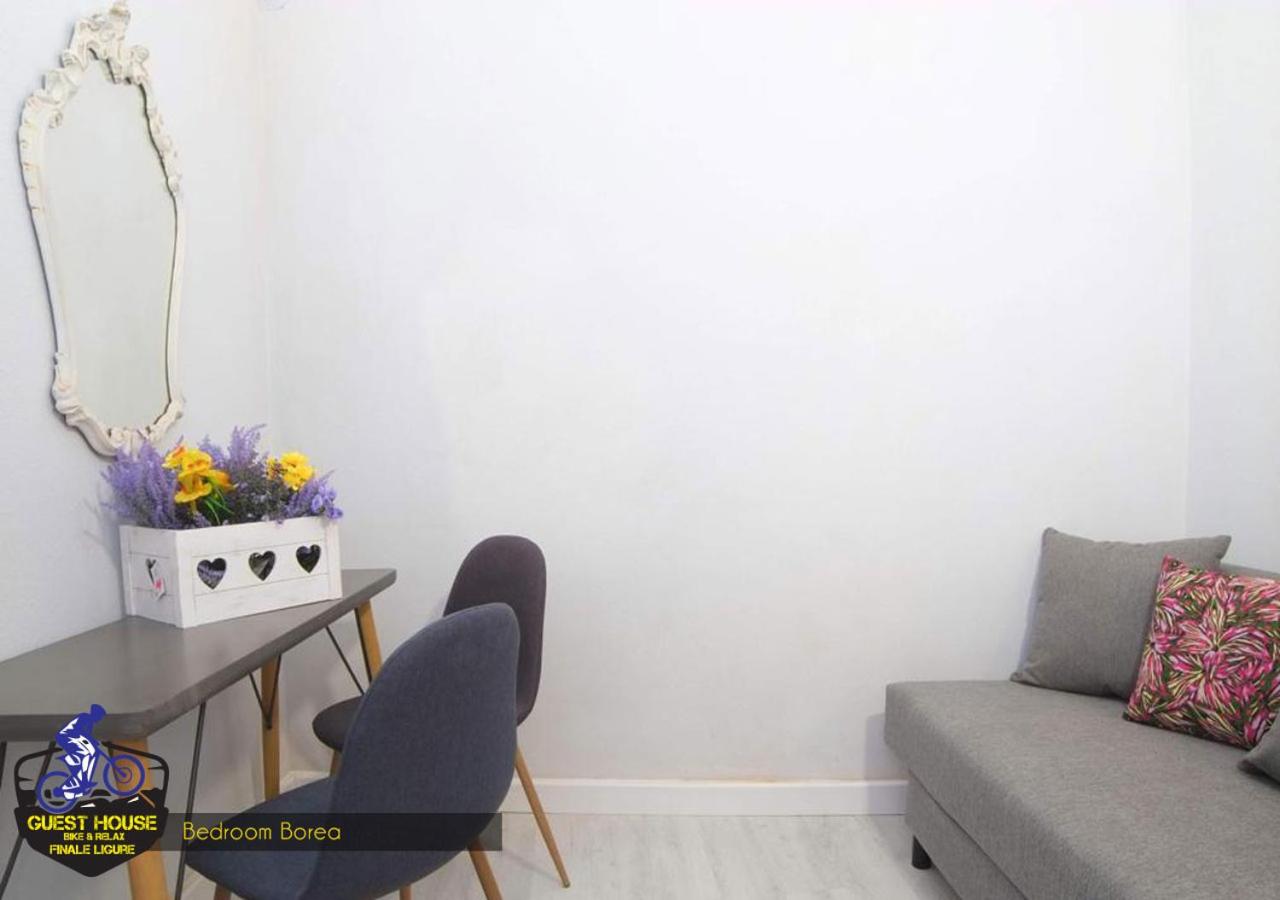 Quadruple Room with Private Bathroom - Photo 4