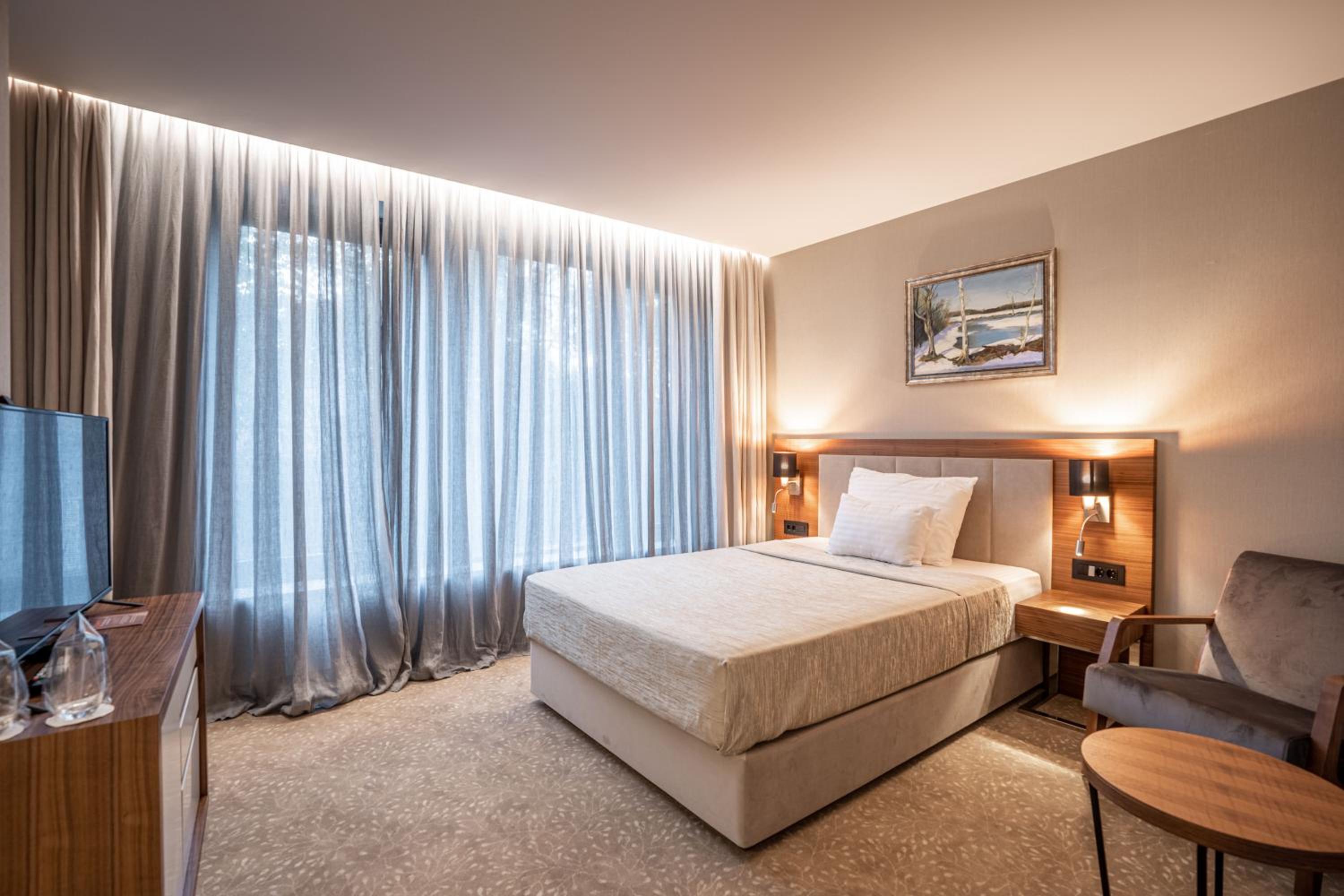 Twin Room - Photo 1