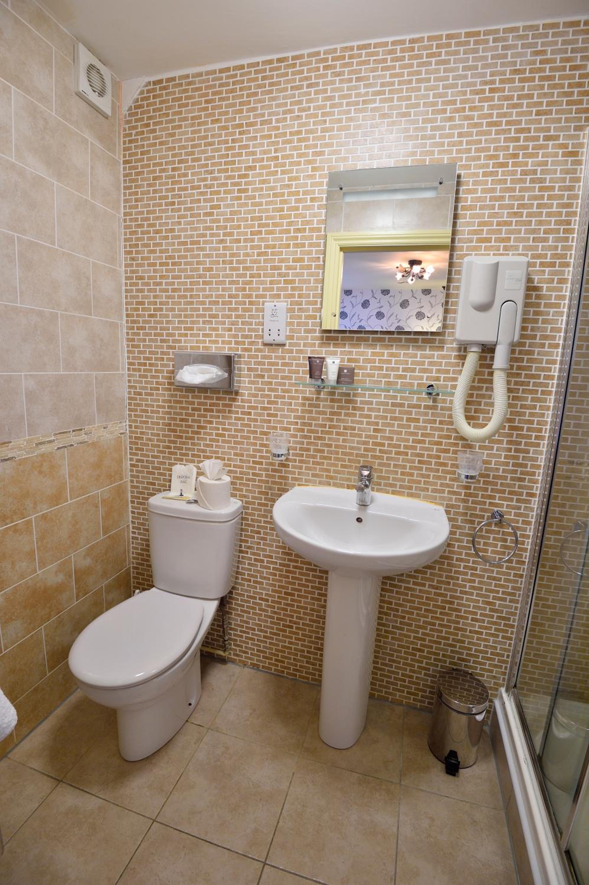 Double Room photo 3