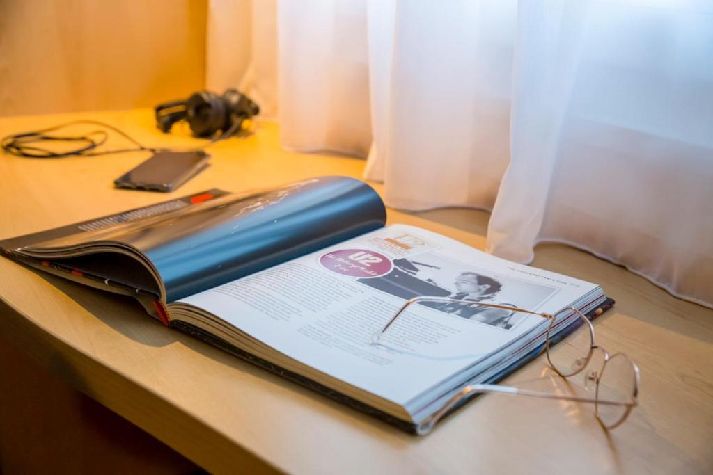 Standard Twin Room - Photo 2