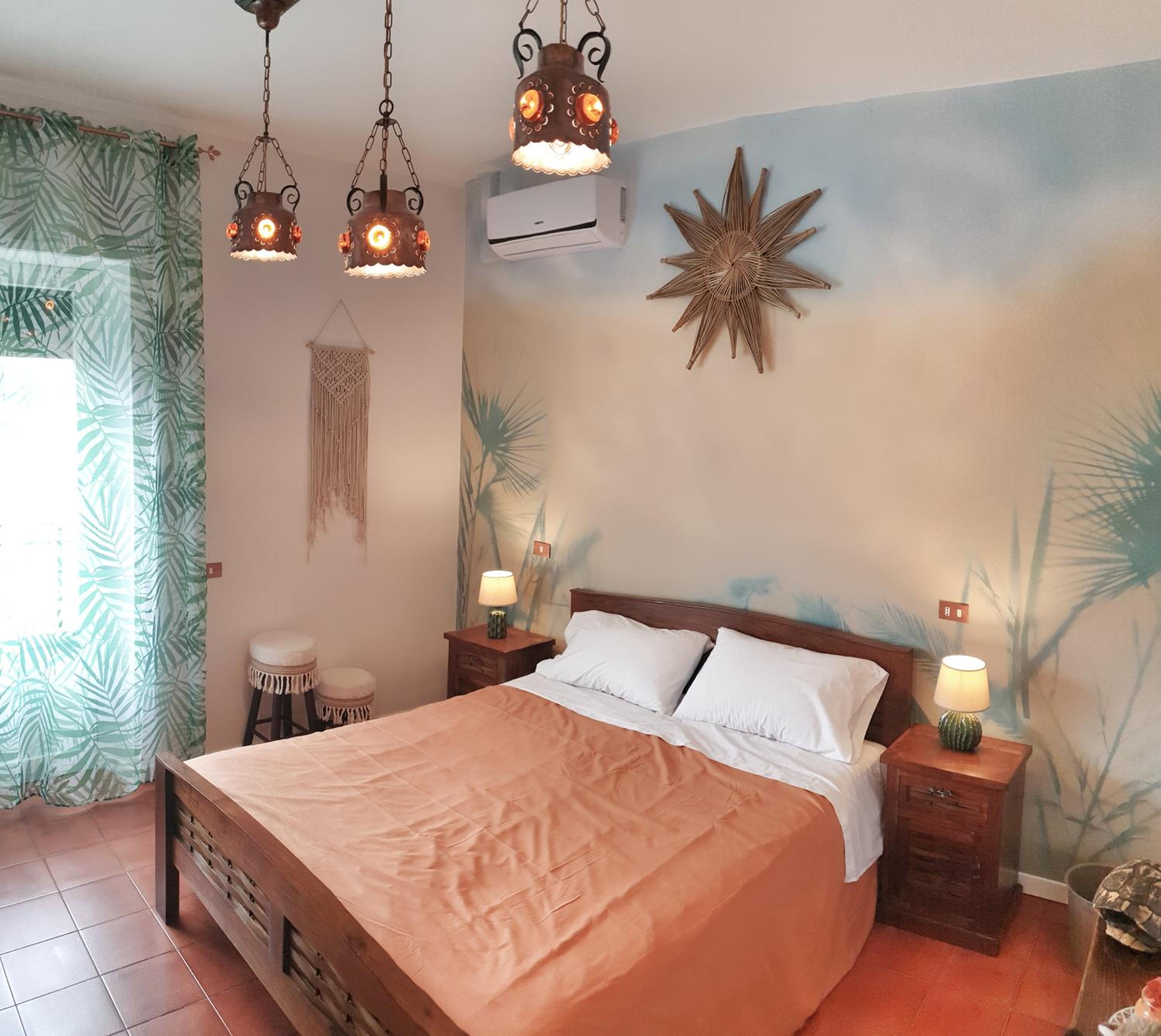 Standard Double Room with Shared Bathroom photo 2