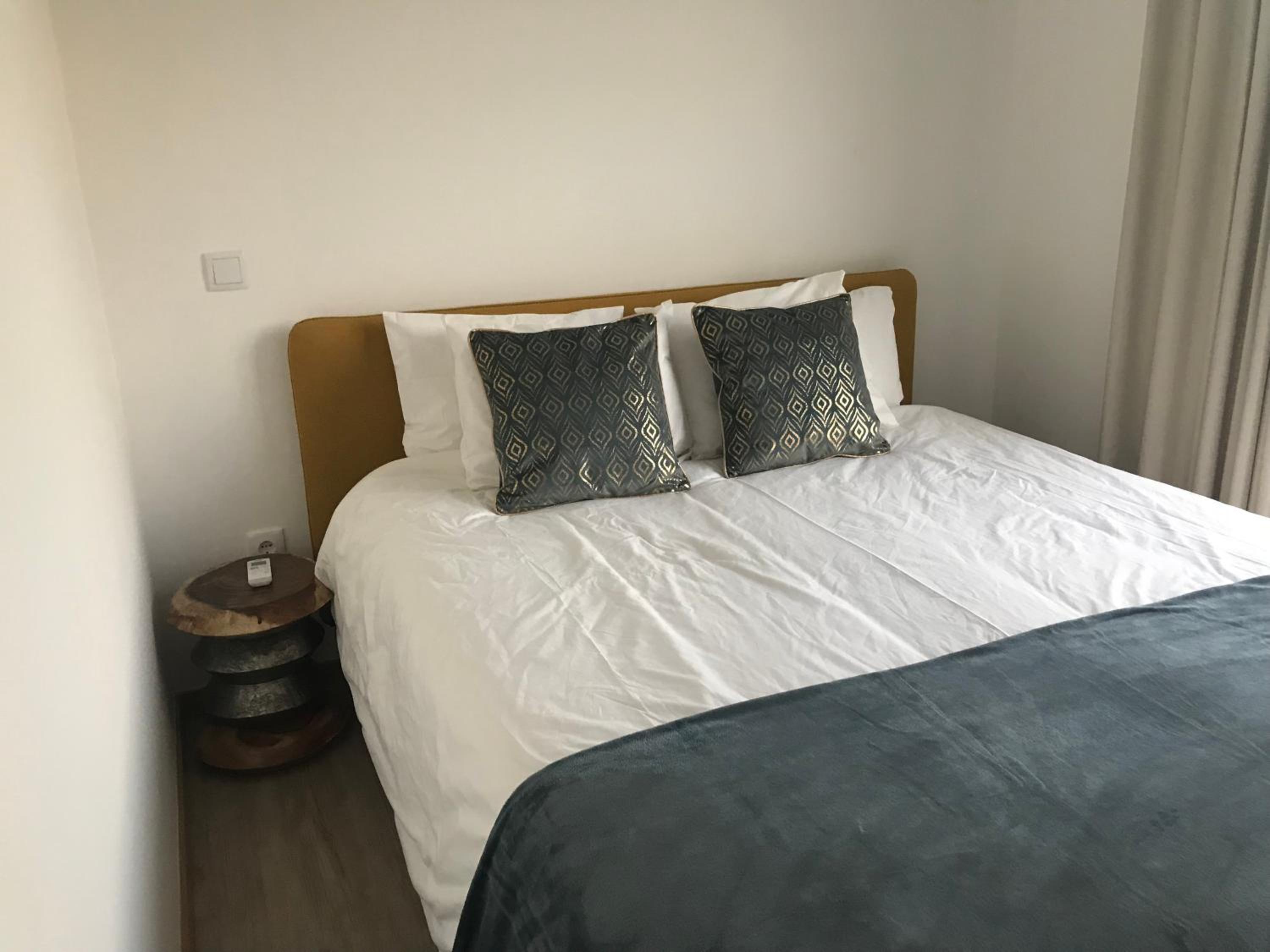 One-Bedroom Suite - Photo 3