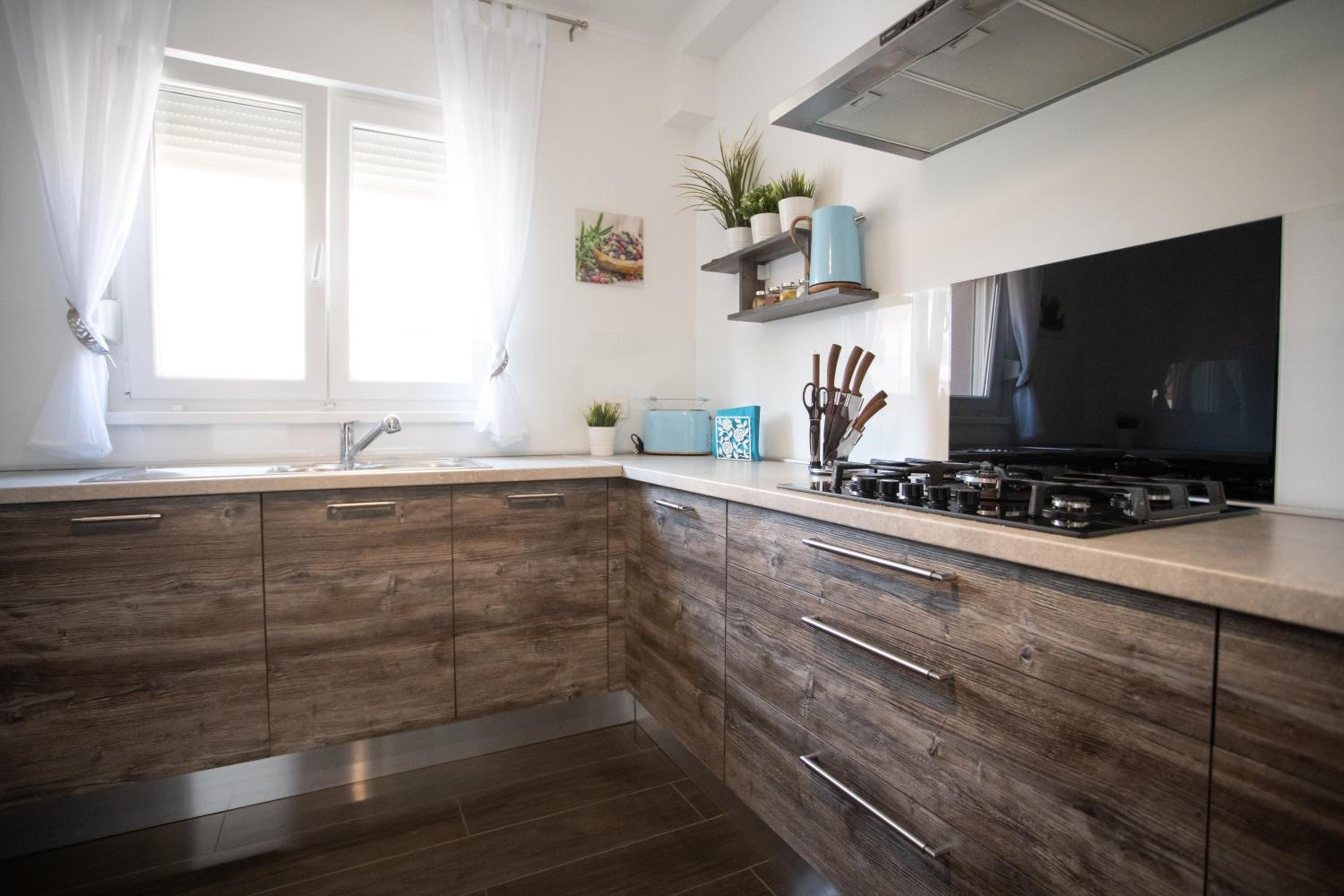 Two-Bedroom Apartment - Photo 12