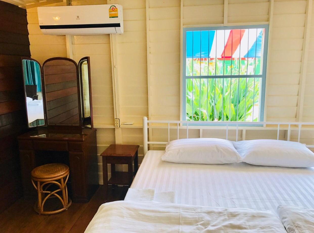 Deluxe Room - Photo 8
