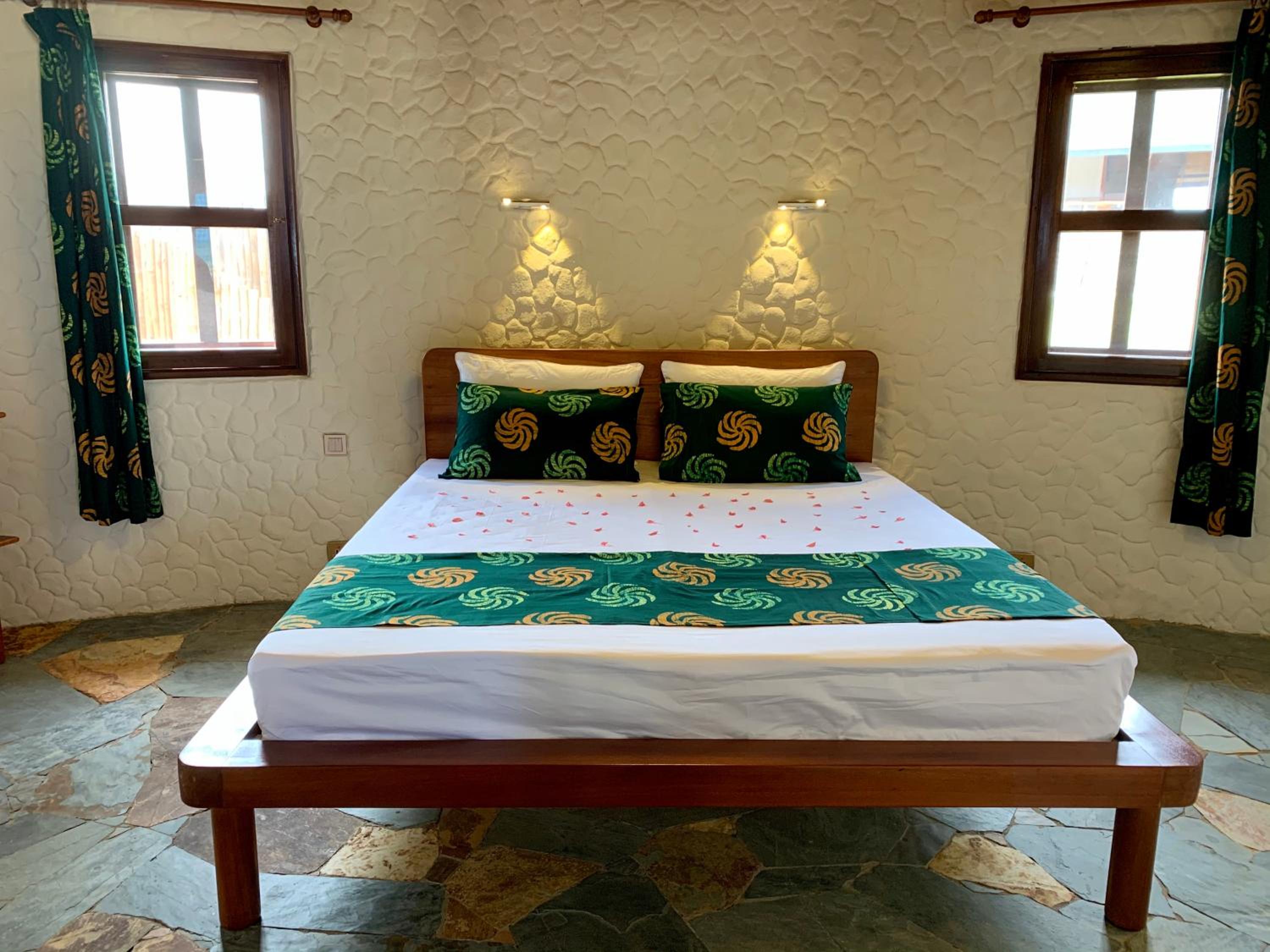 Deluxe Family Room with Ocean View photo 3