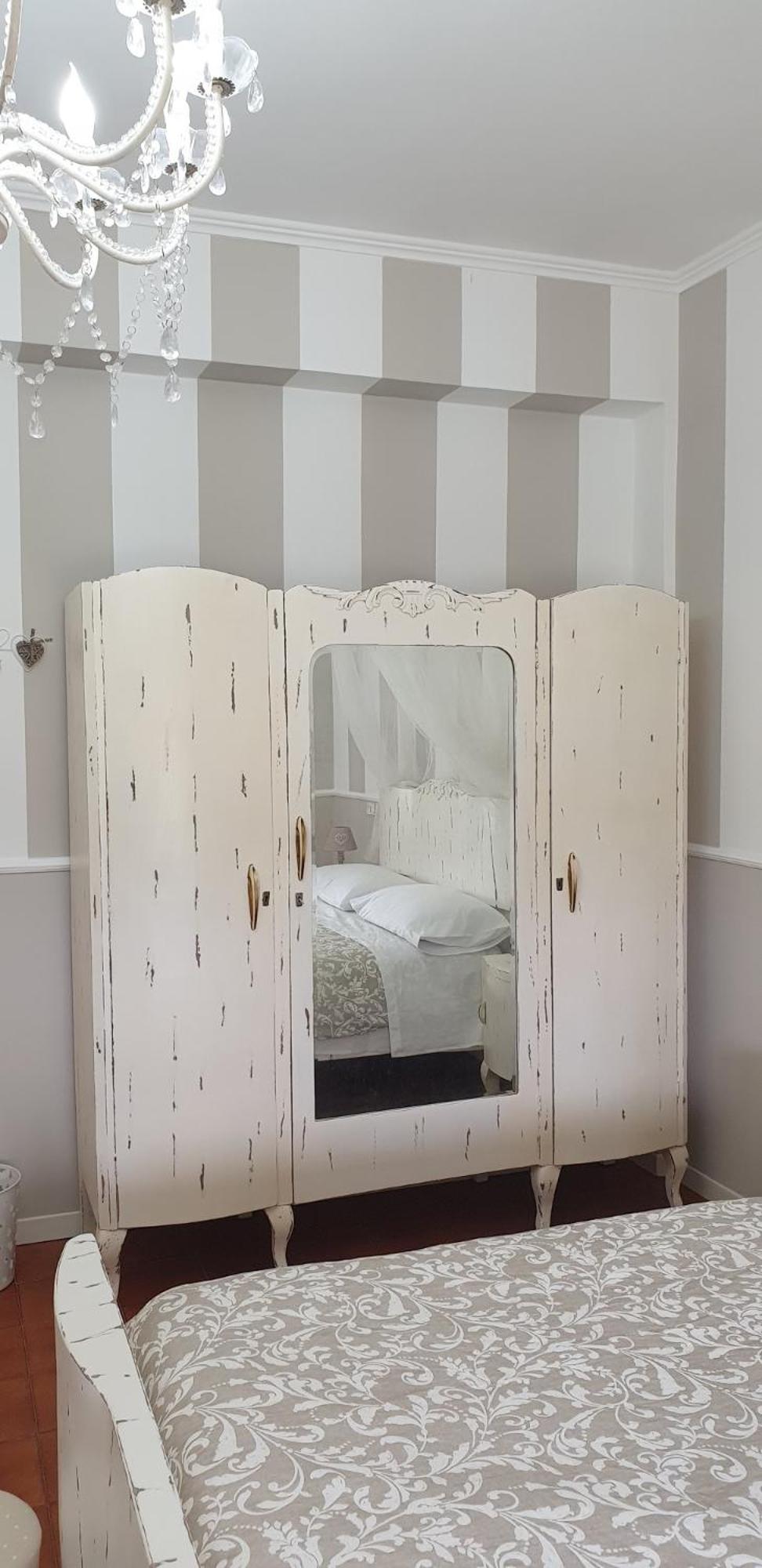 Double or Twin Room with Private Bathroom - Photo 14