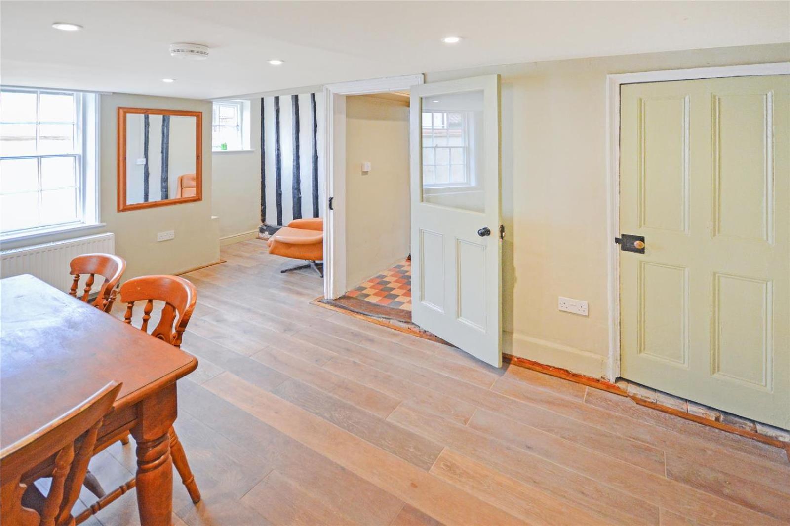 Three-Bedroom House photo 1