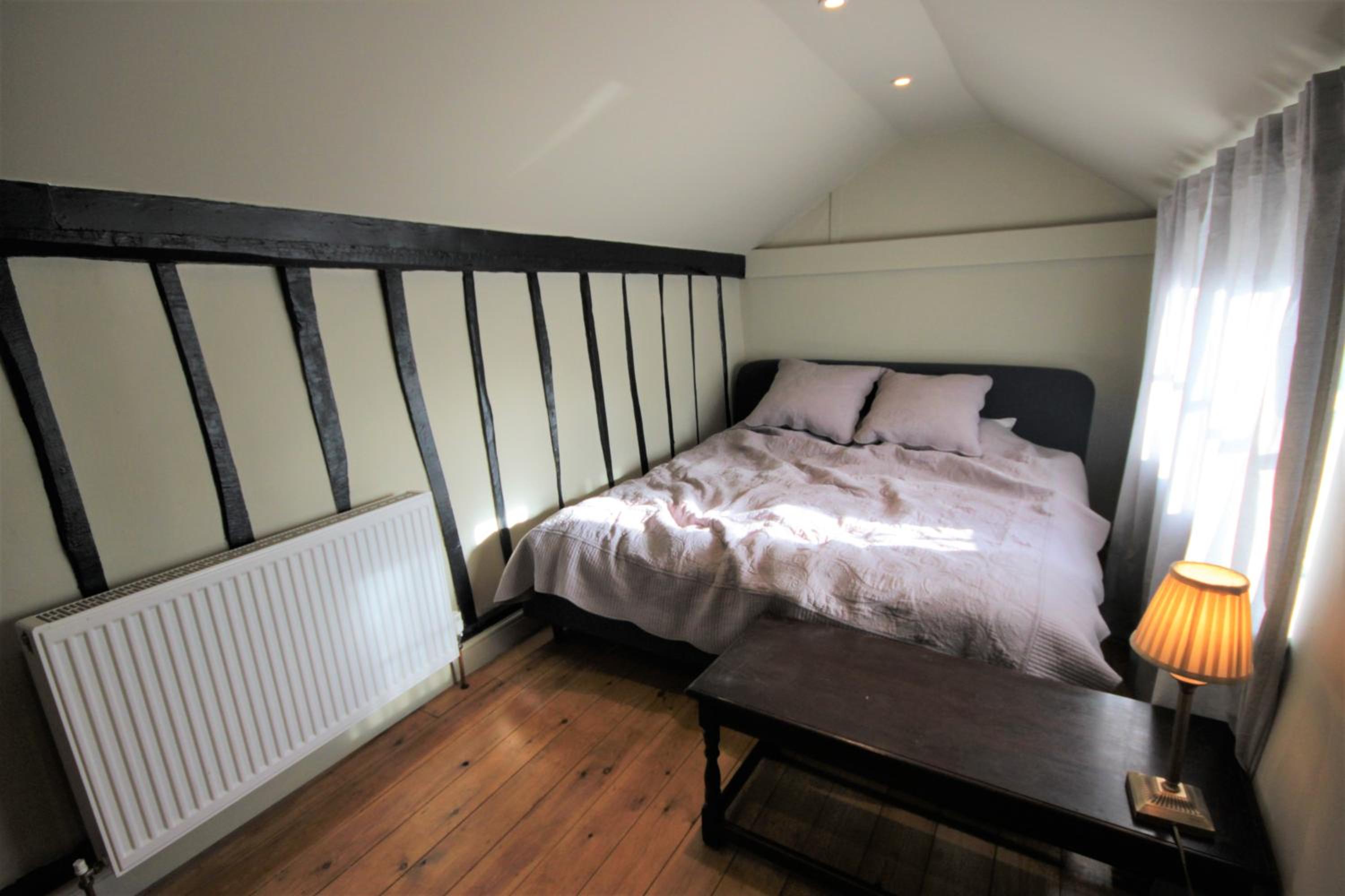 Three-Bedroom House photo 2
