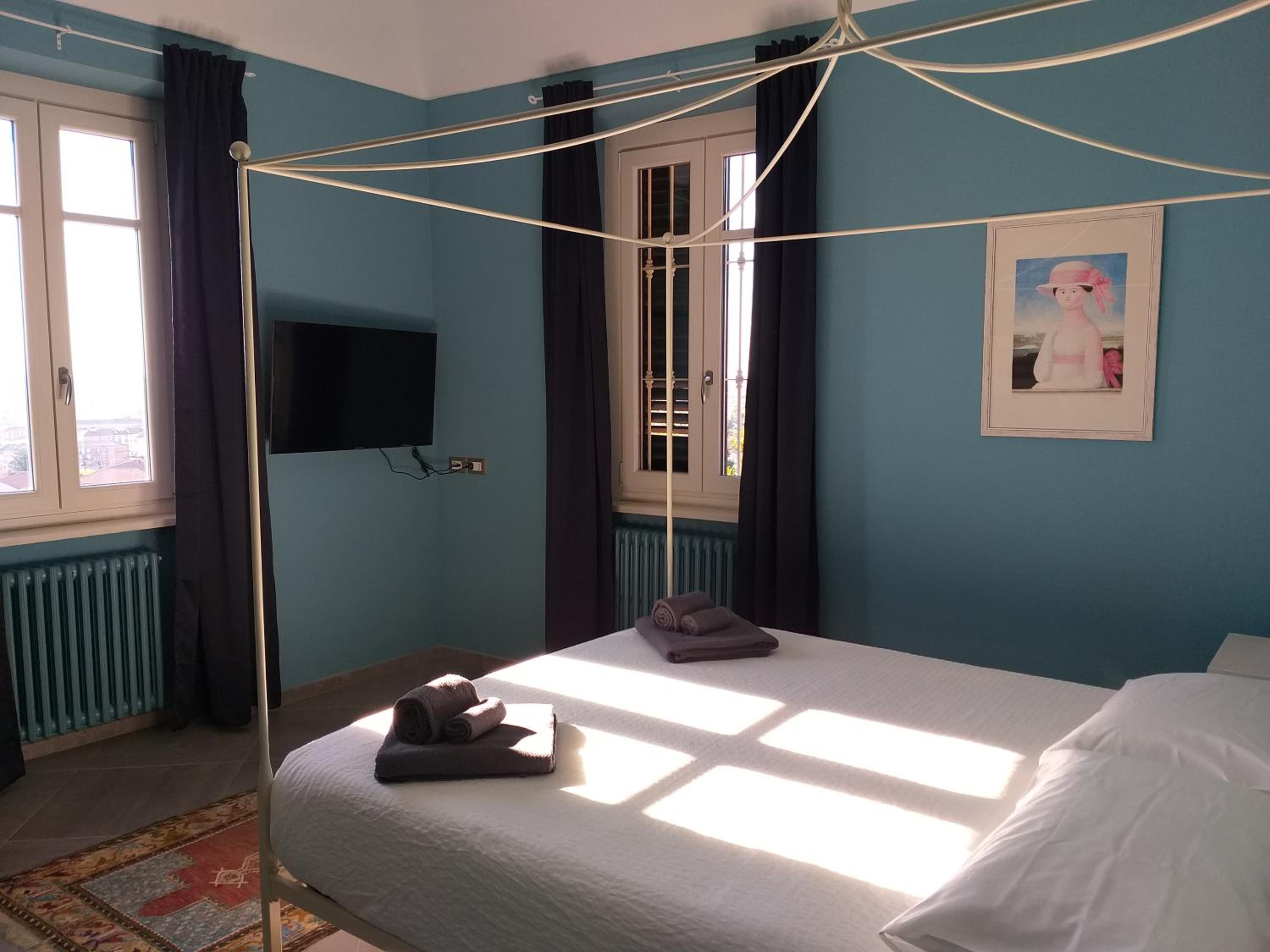 Double Room with Private Bathroom - Photo 1