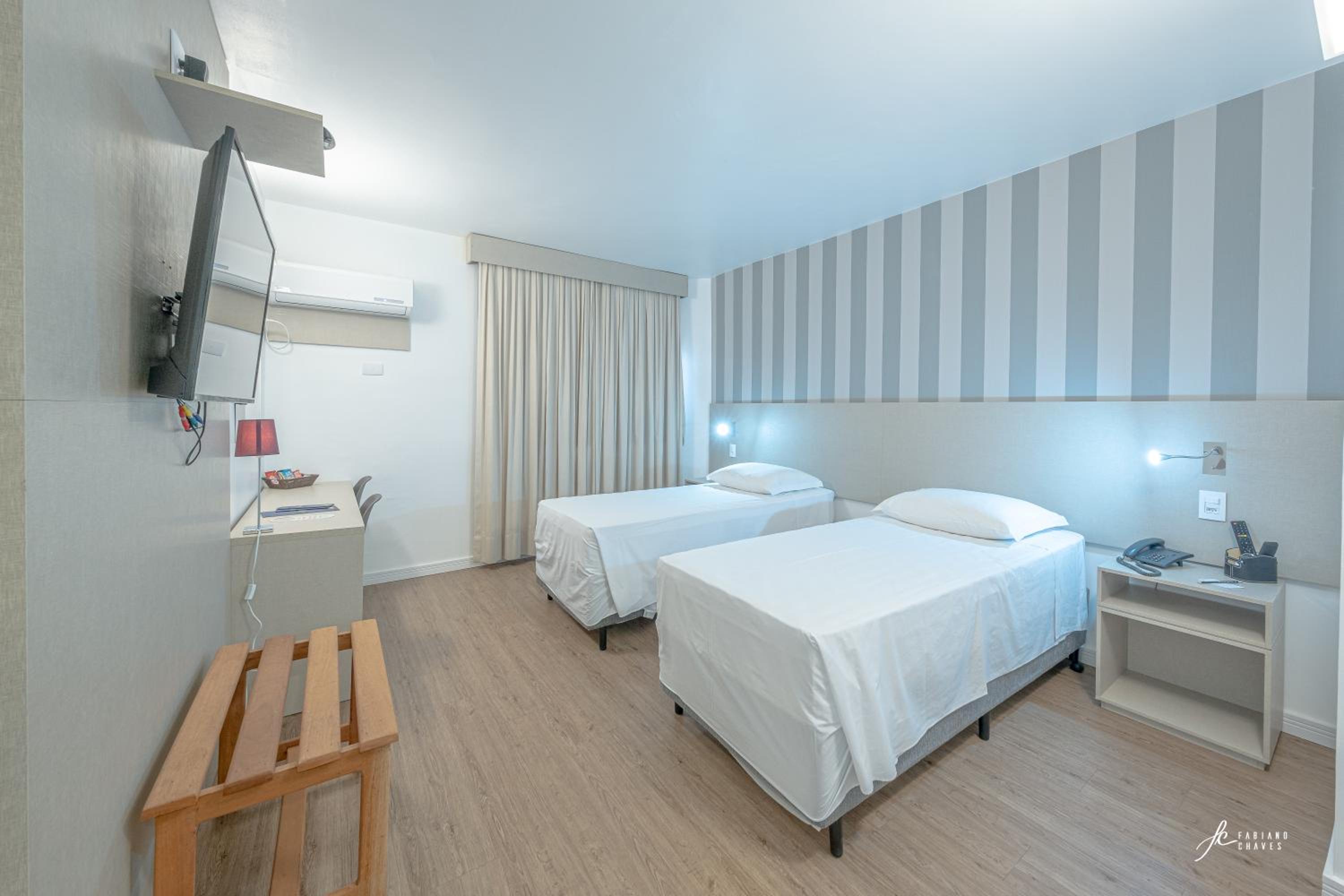 Standard Twin Room photo 3