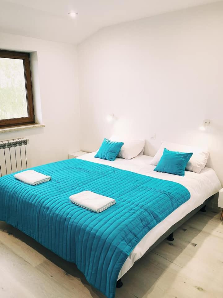 Double Room with Private Bathroom - Photo 2