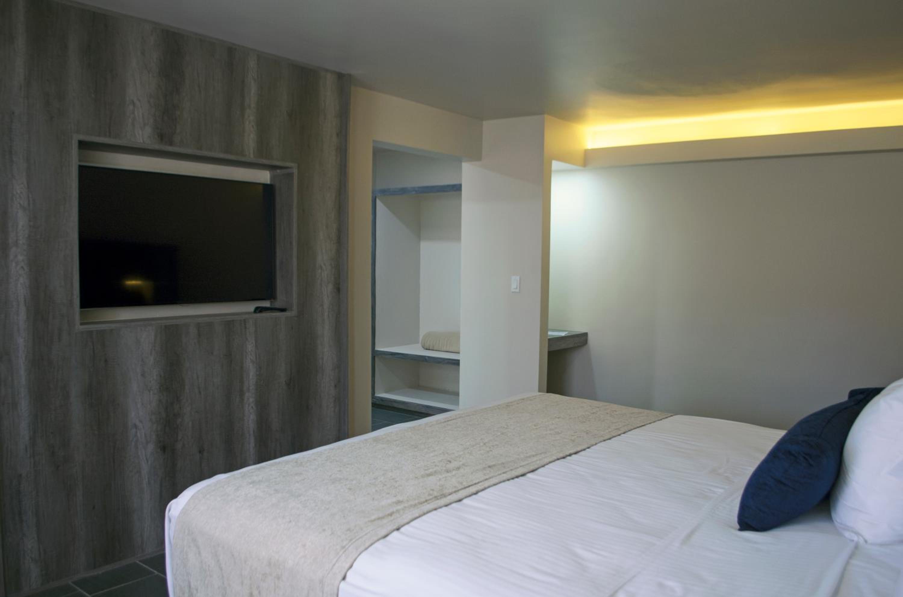 Deluxe Double Room photo 3