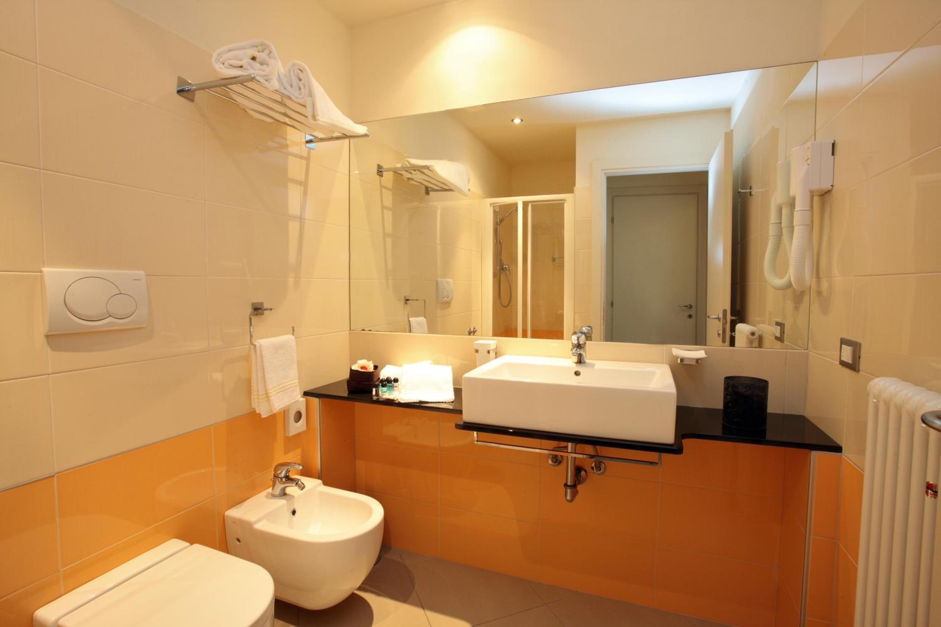 Junior Suite with Beach Access photo 3