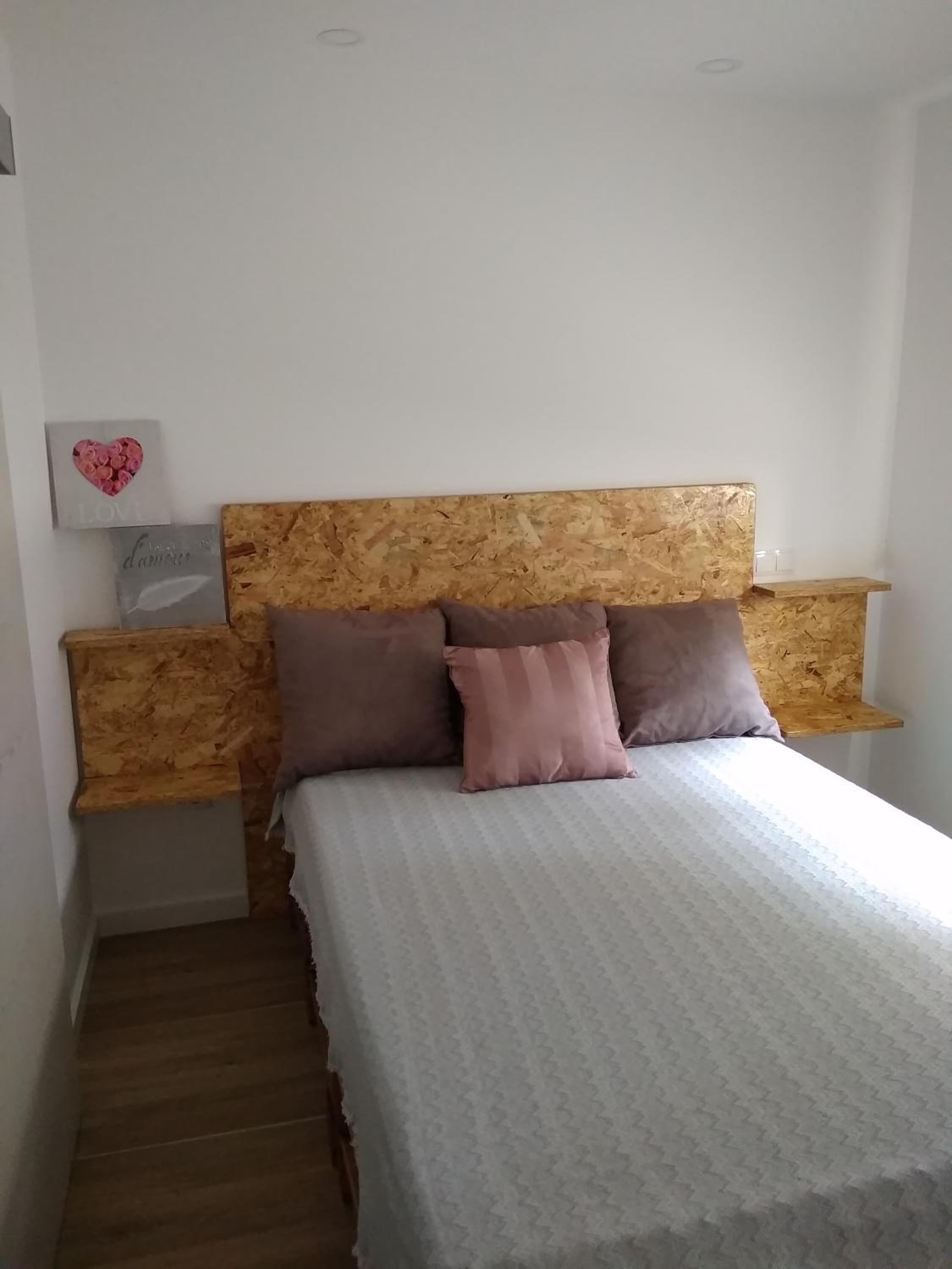 One-Bedroom House photo 1