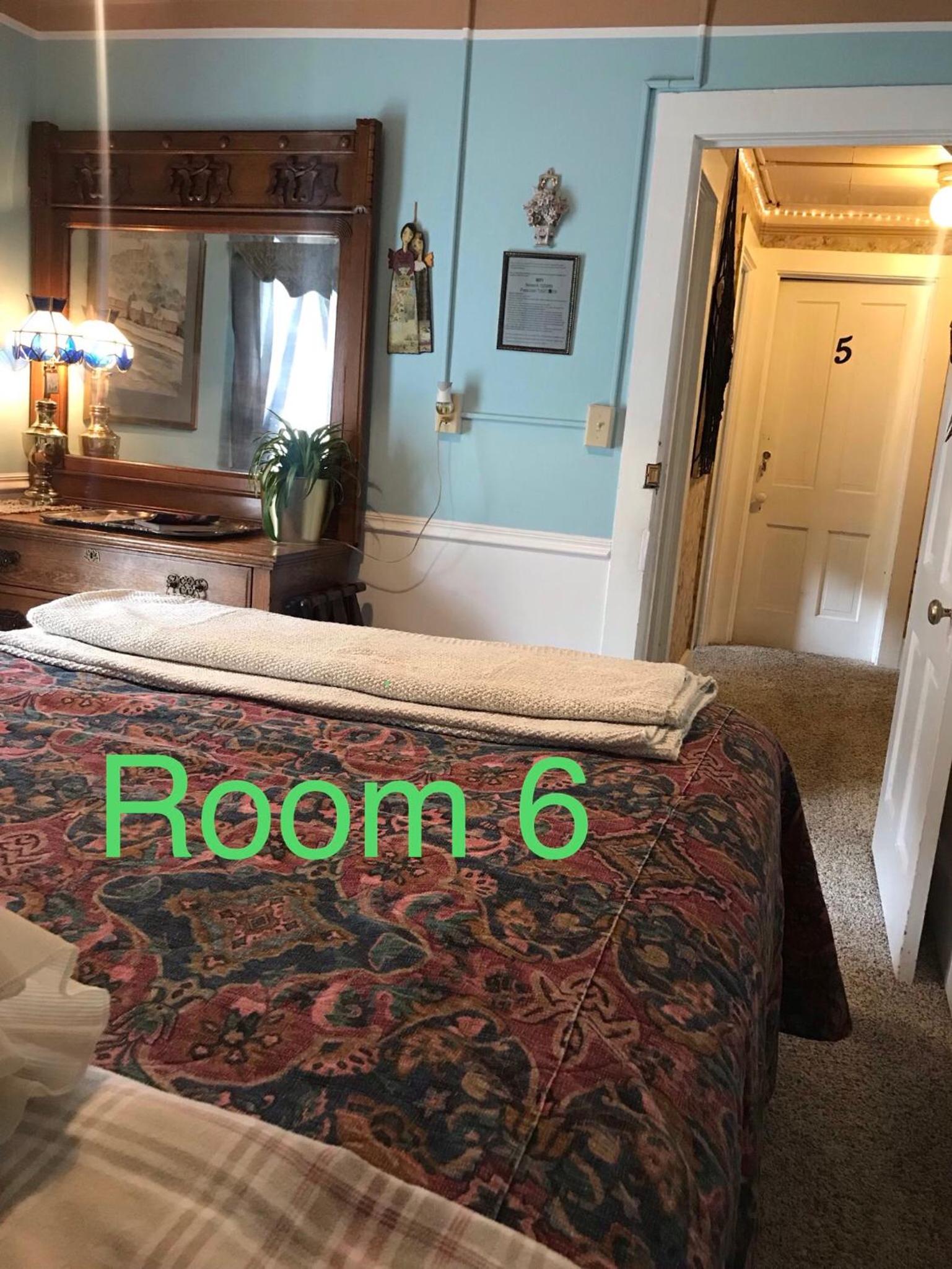 Standard Queen Room photo 1